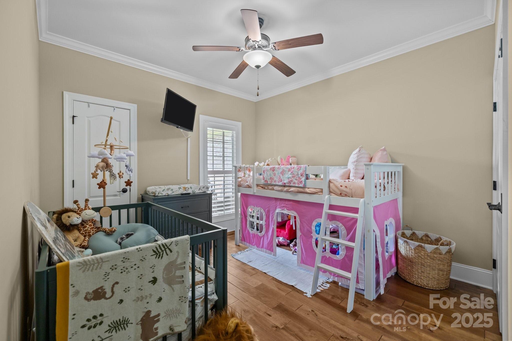 Hall Crossing - Residential