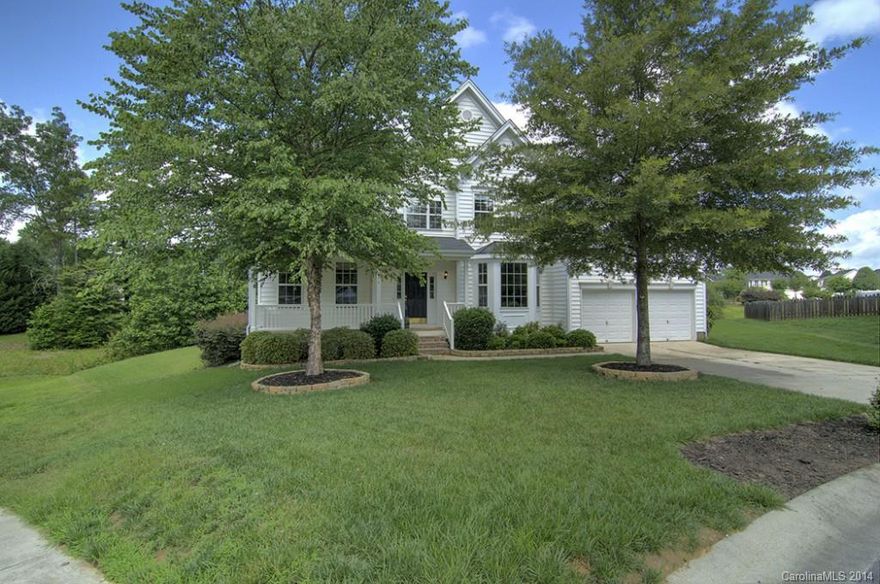 Spacious home at end of cul-de-sac! Private, tree-lined backyard. 4 large bedrooms including a HUGE MBR w/ 4 closets. Floor plan supports two offices (or MBR sitting room & one lg office/play room). Fresh paint throughout, new lights and stainless steel appliances.  Open and connected kitchen, breakfast and family room. Wonderful morning and afternoon sun provides great natural light.  Don't wait...newly reduced price of $83/sf, move-in condition & award winning schools, this home is a bargain!