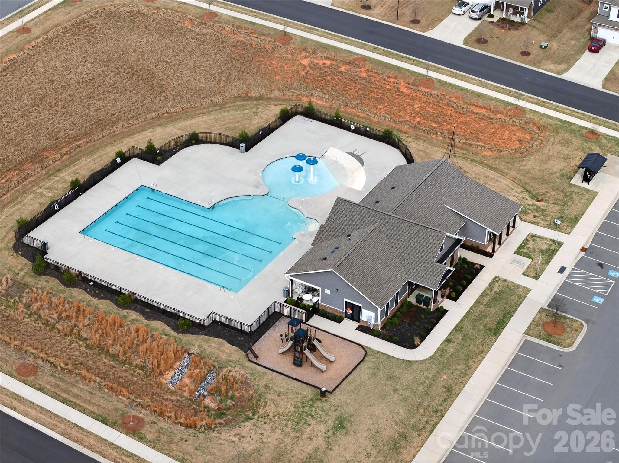 Falls Cove at Lake Norman - Residential