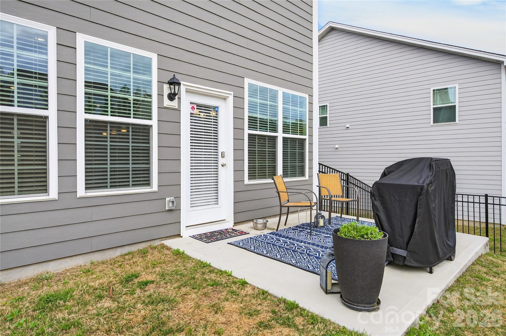 Falls Cove at Lake Norman - Residential