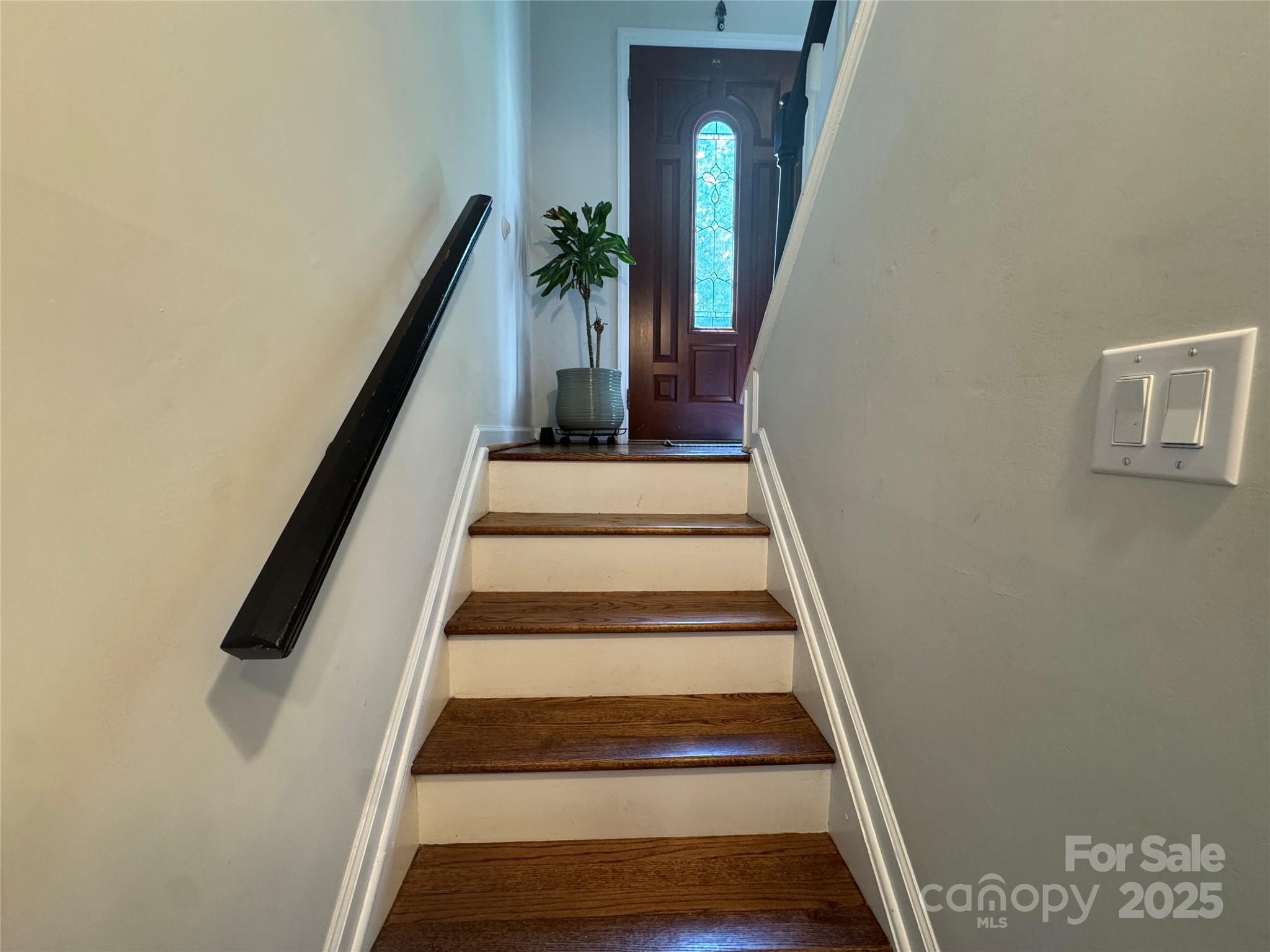 707 Regency Drive