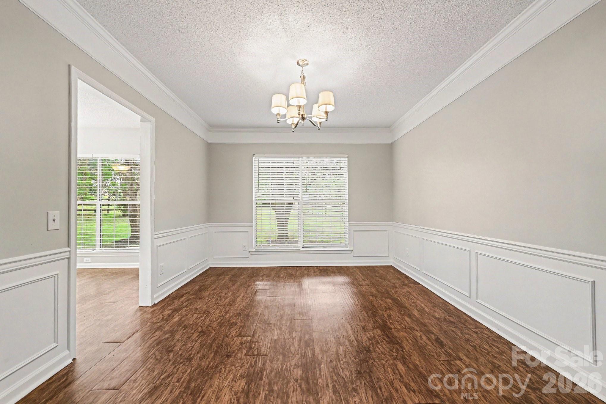 221 Aylesbury Lane