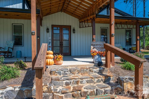 Photo of 136 Sellers Road, Kings Mountain, NC 28086 (MLS # 4429101)