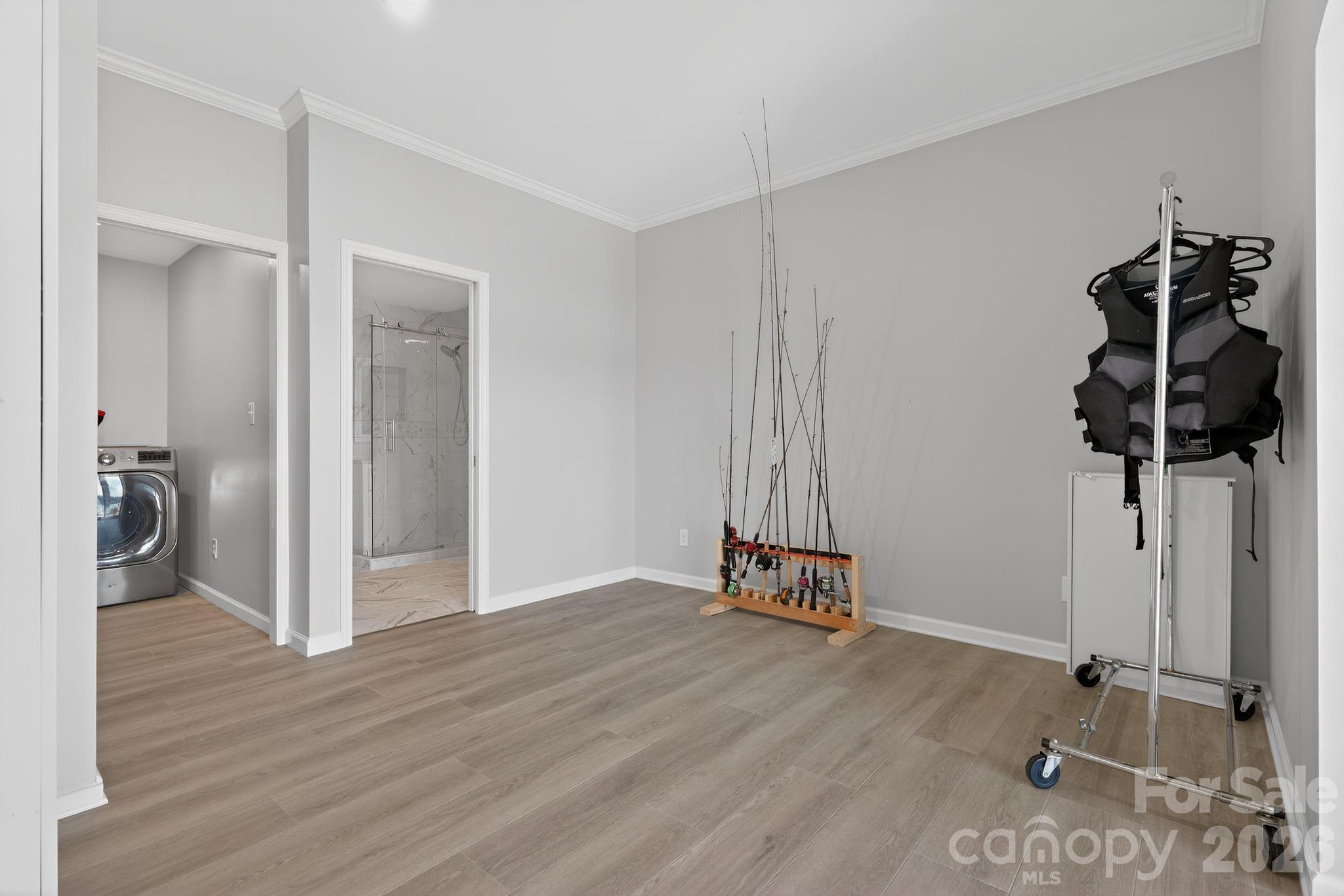 Island Point - Residential