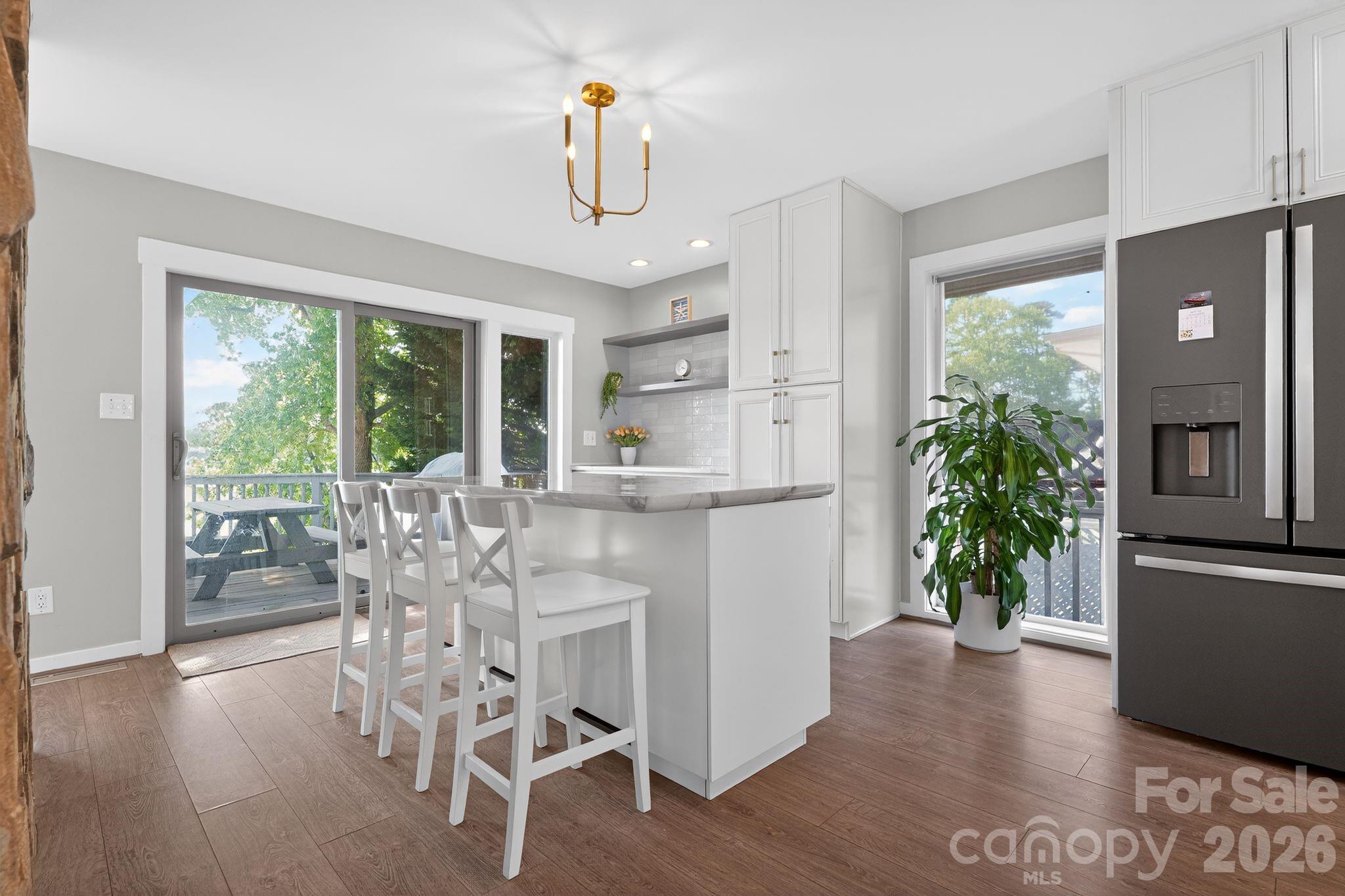 Island Point - Residential