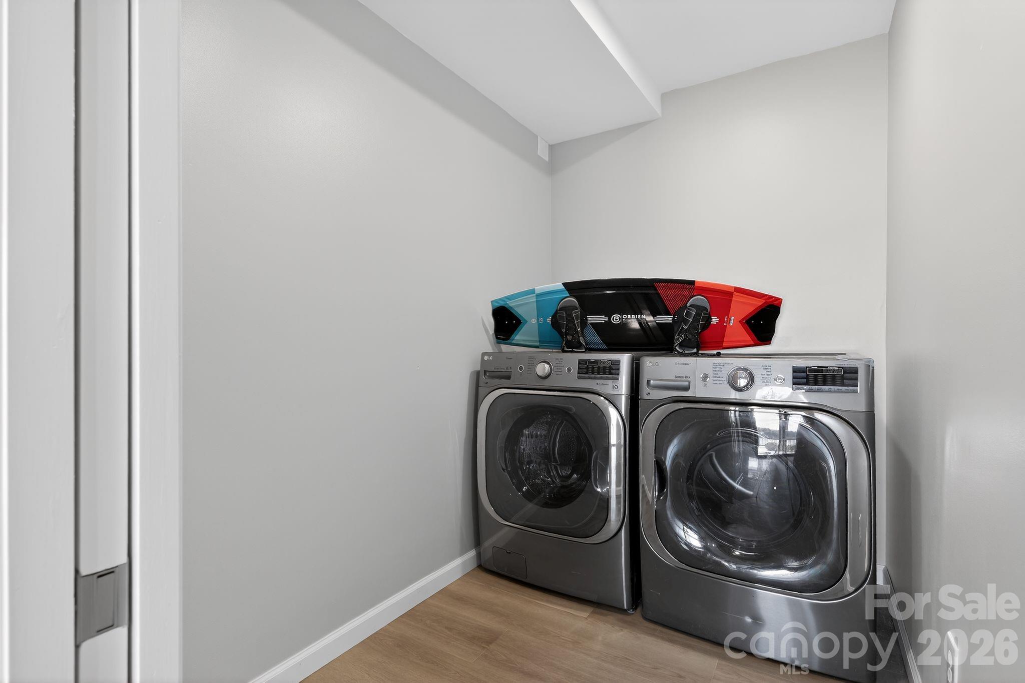 Island Point - Residential