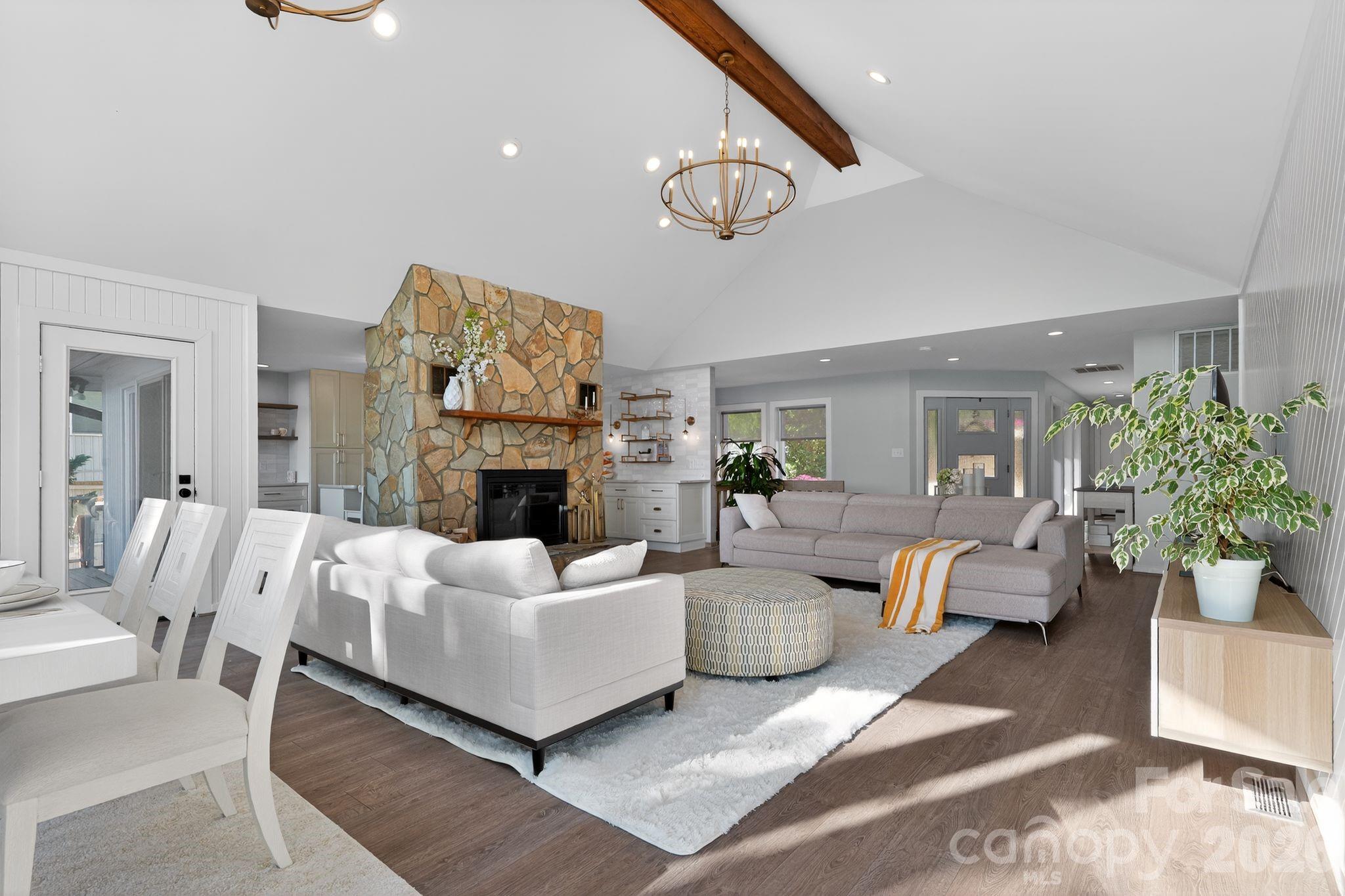 Island Point - Residential