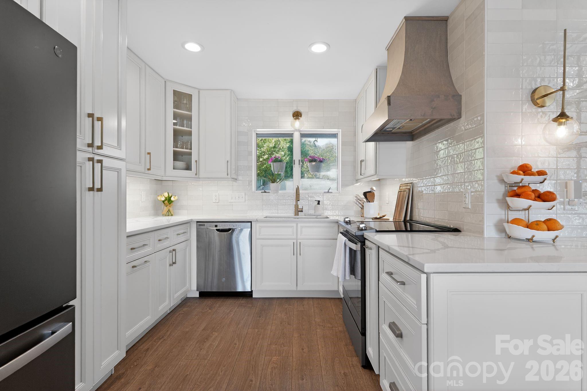 Island Point - Residential