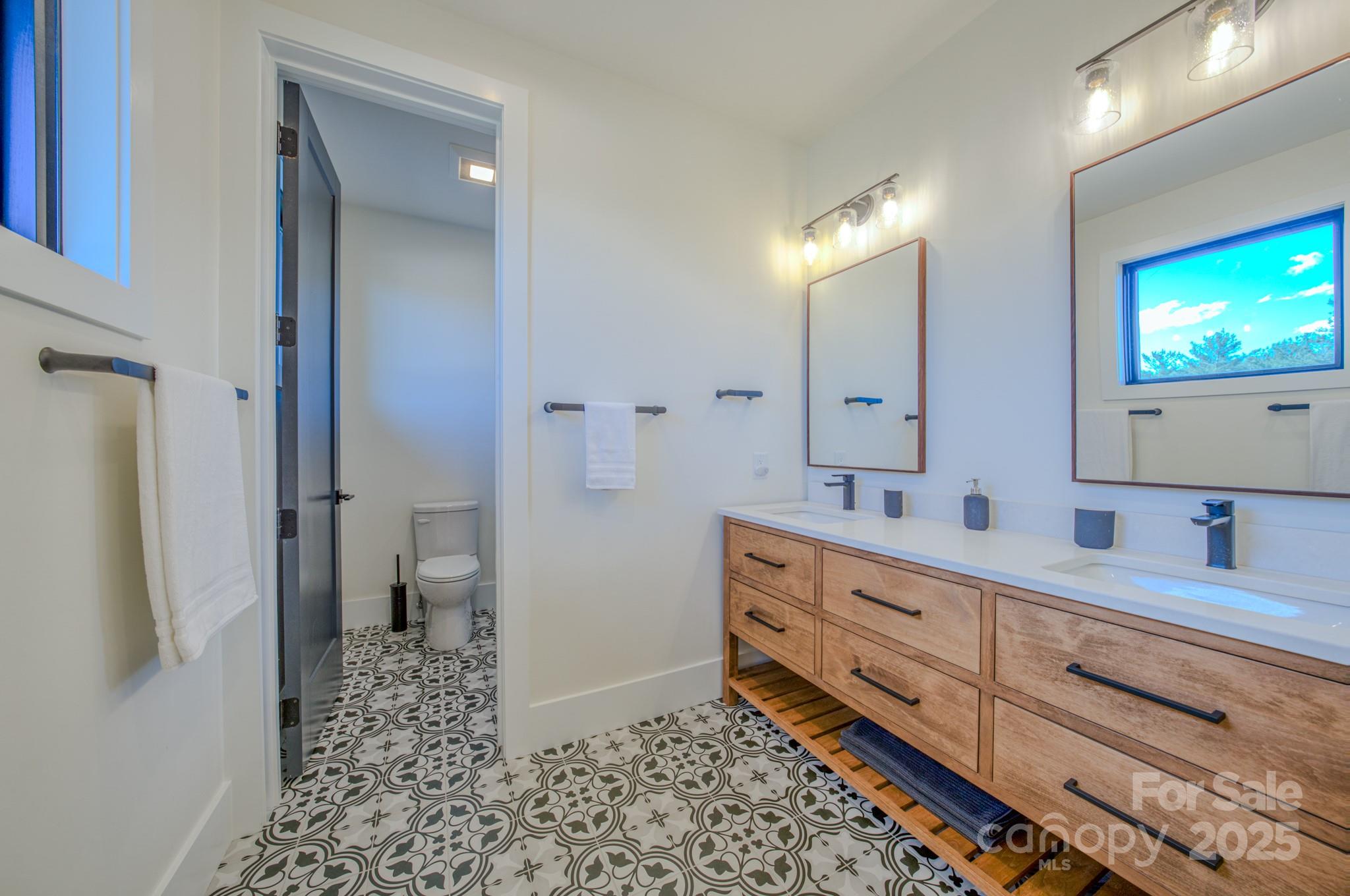 The Peninsula at Lake James - Residential