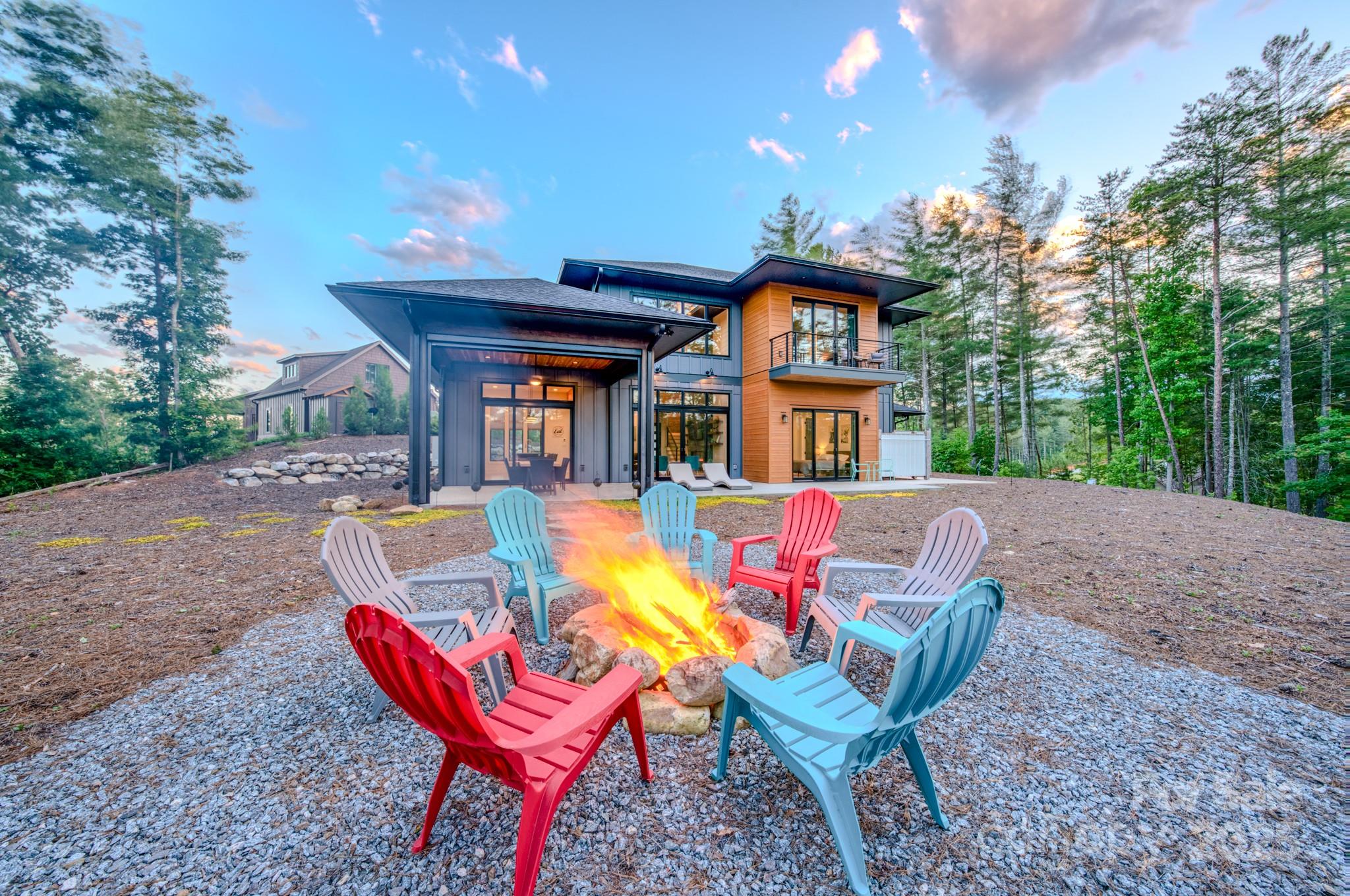 The Peninsula at Lake James - Residential