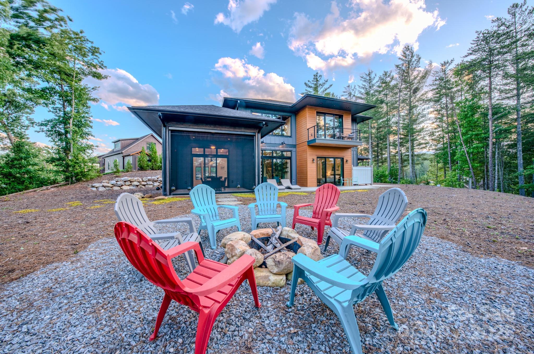 The Peninsula at Lake James - Residential