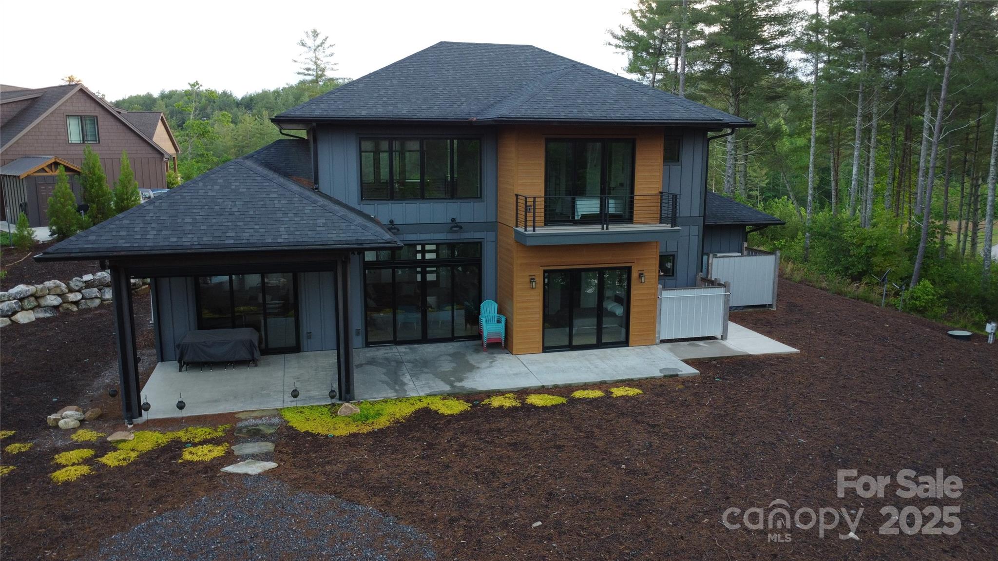 The Peninsula at Lake James - Residential