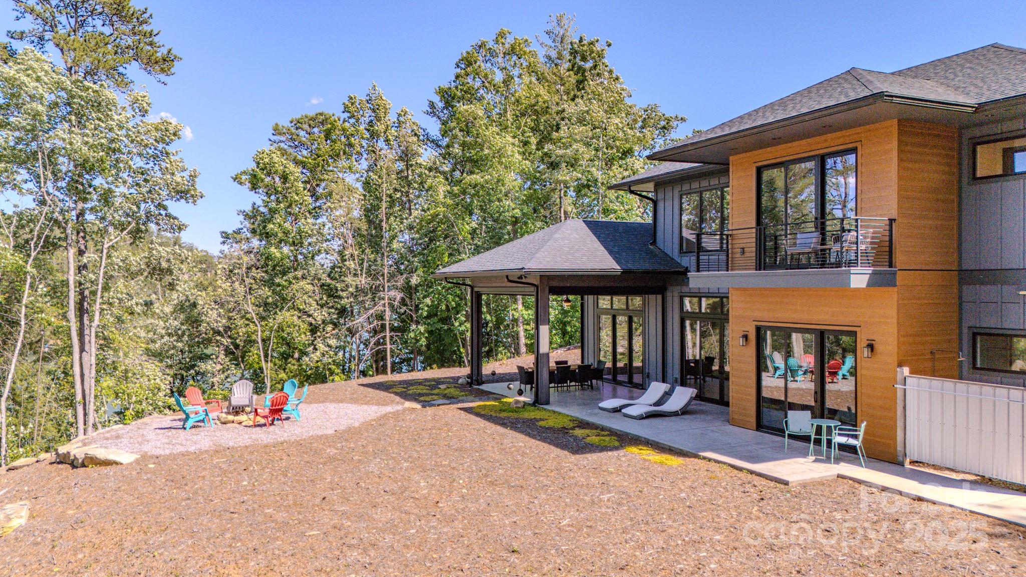 The Peninsula at Lake James - Residential