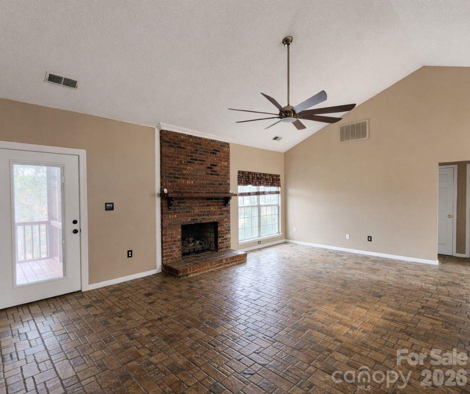 GrayRock Shoals - Residential