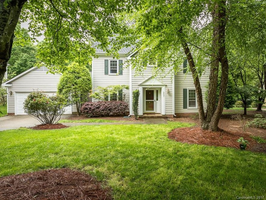 LOCATION-LOCATION-LOCATION-This is WINNER. Great 4 BEDROOM PLAN with ROOM TO RELAX. How about a Screen Porch for ENJOYING A QUIET DRINK OUTSIDE...OR...A FENCED YARD...This home makes ENTERTAINING EASY and if you LIKE TO STAY HOME this great HOME PUNCHES THE TICKET. The neighborhood is mature, many folks outside talking and enjoying each other...Entertain inside and outside or just enjoy peace and quiet...YOUR CHOICE. VALIDATE THE SCHOOLS, Update the bathrooms to your liking,they are ready. ENJOY