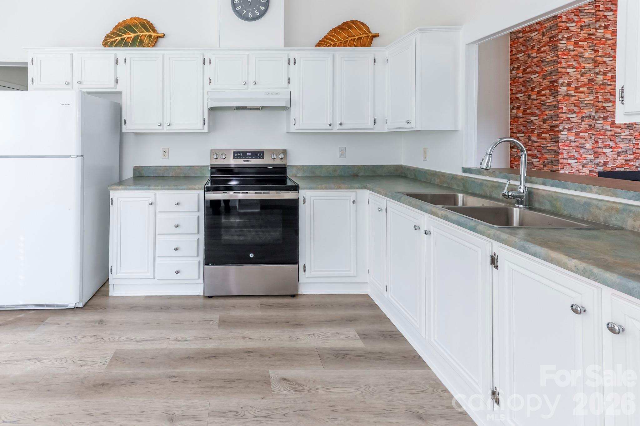 Shady Creek - Residential