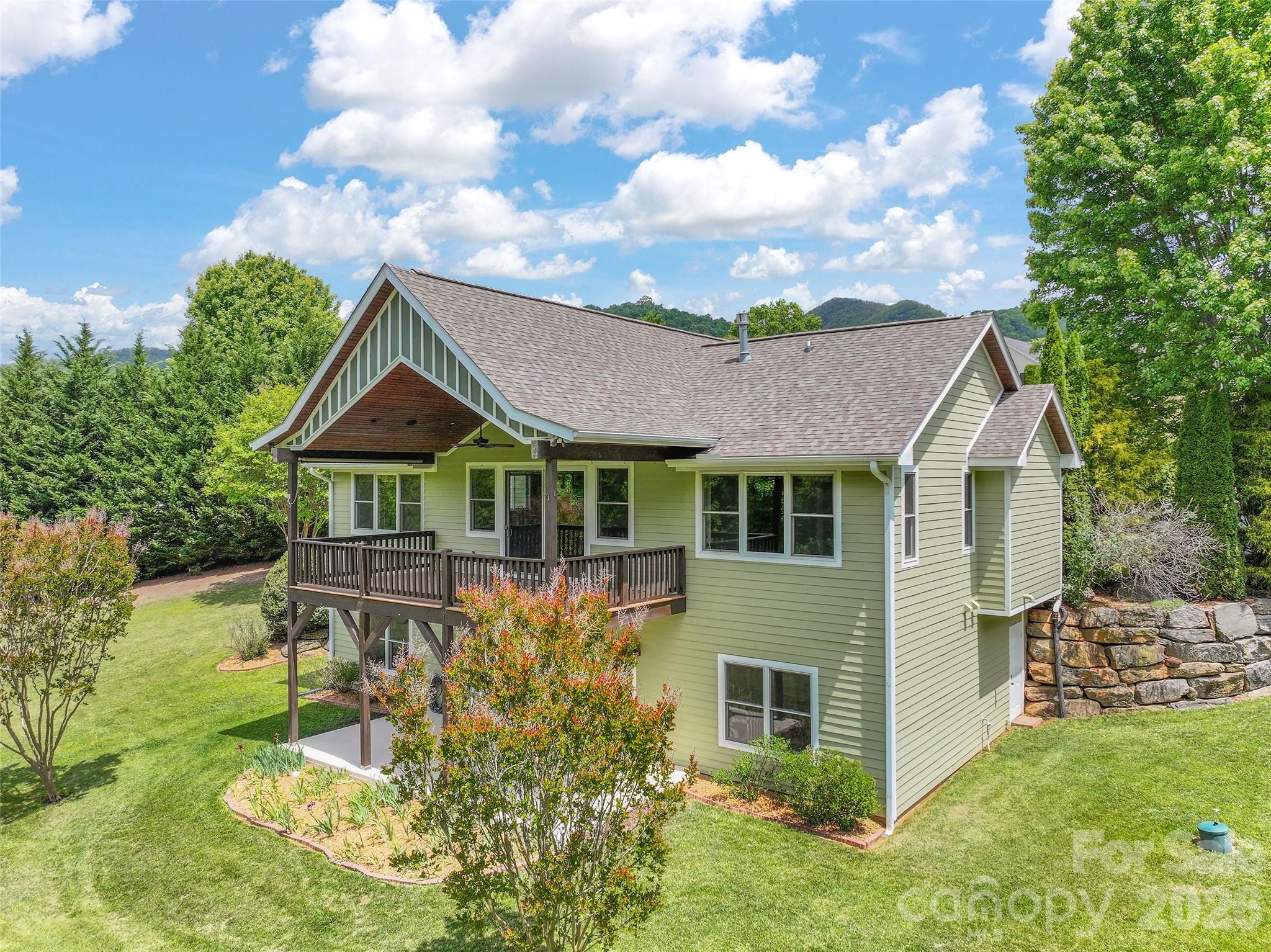 136 Mystic Way