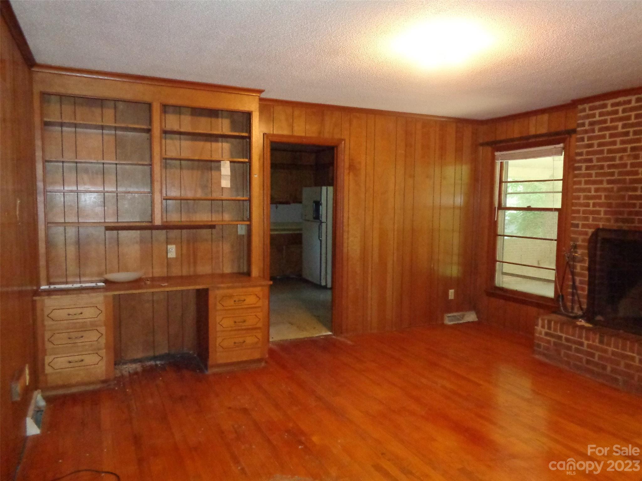 Sheffield Park - Residential