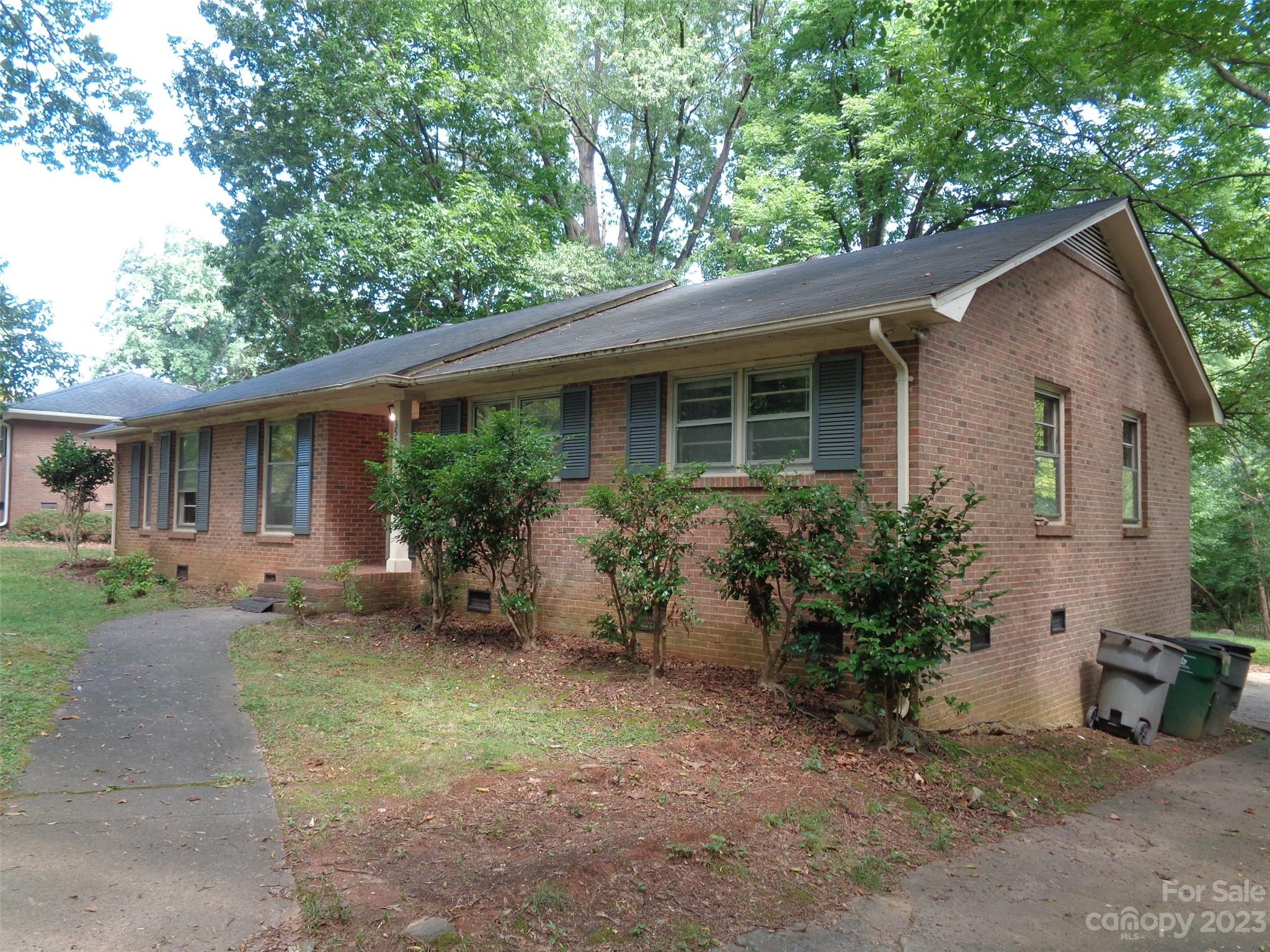 Sheffield Park - Residential