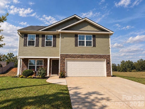 Photo of 722 Hickory Point Drive, Lexington, NC 27292 (MLS # 4432065)