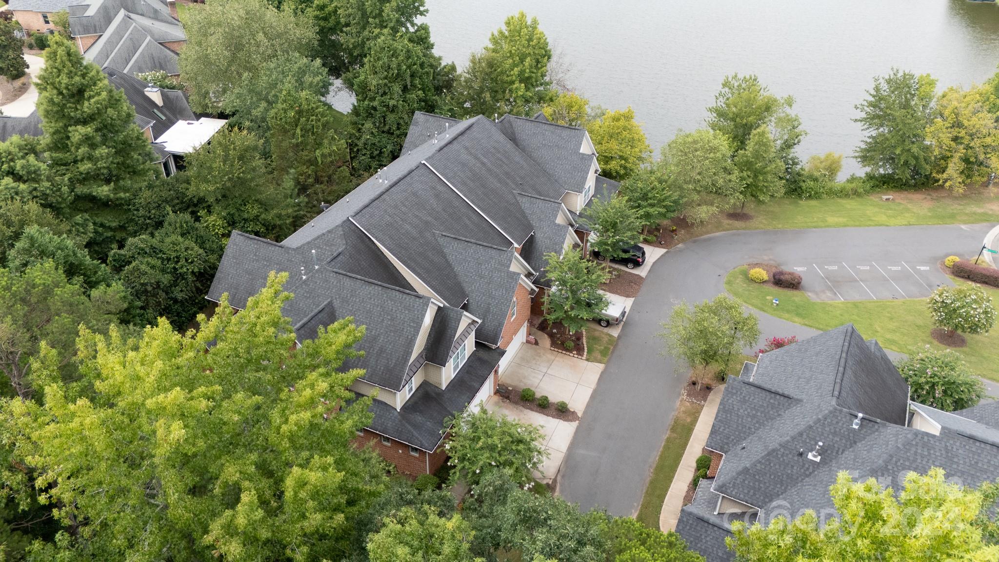 Beacon Knoll Villas - Residential