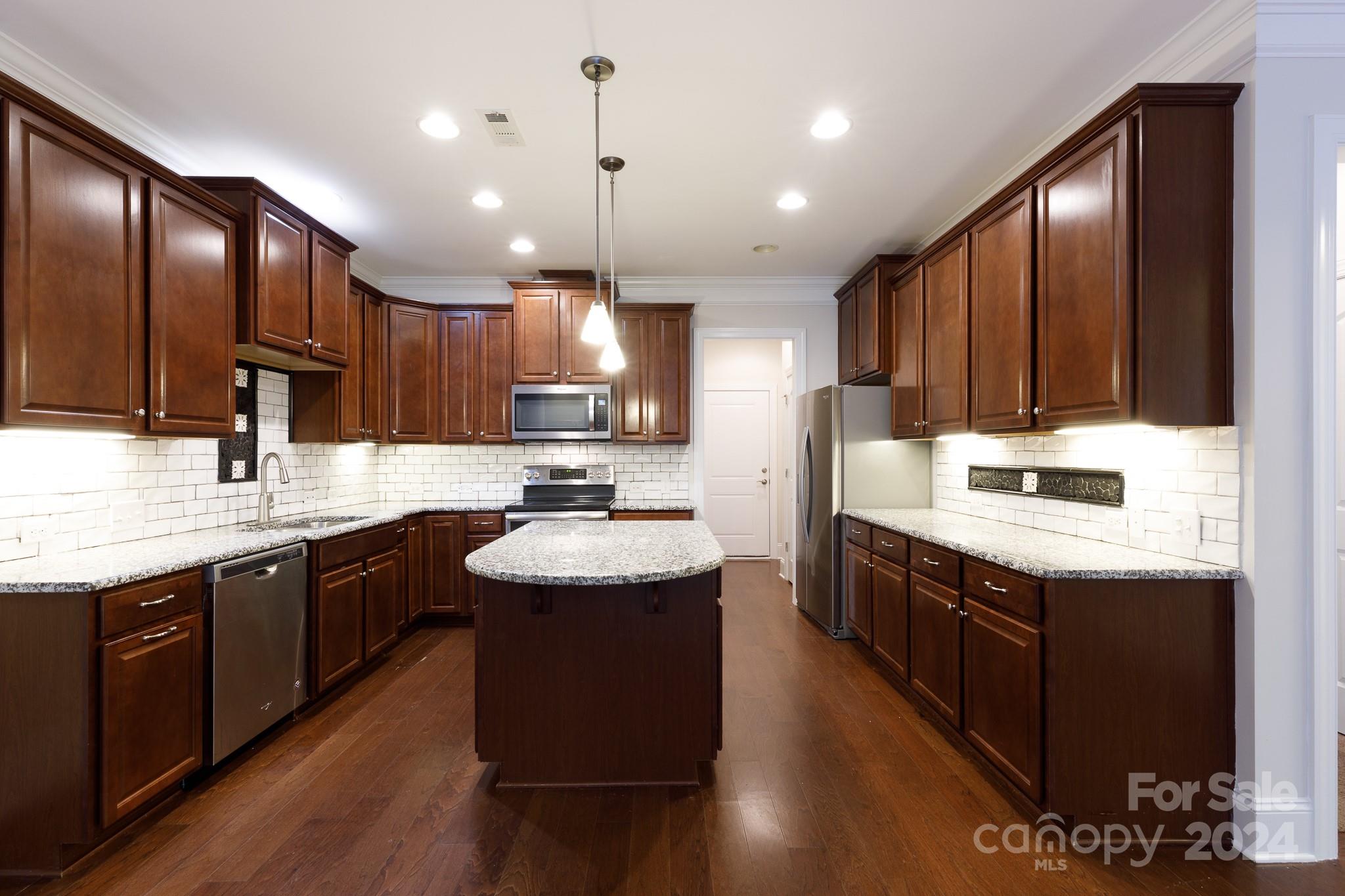 Beacon Knoll Villas - Residential