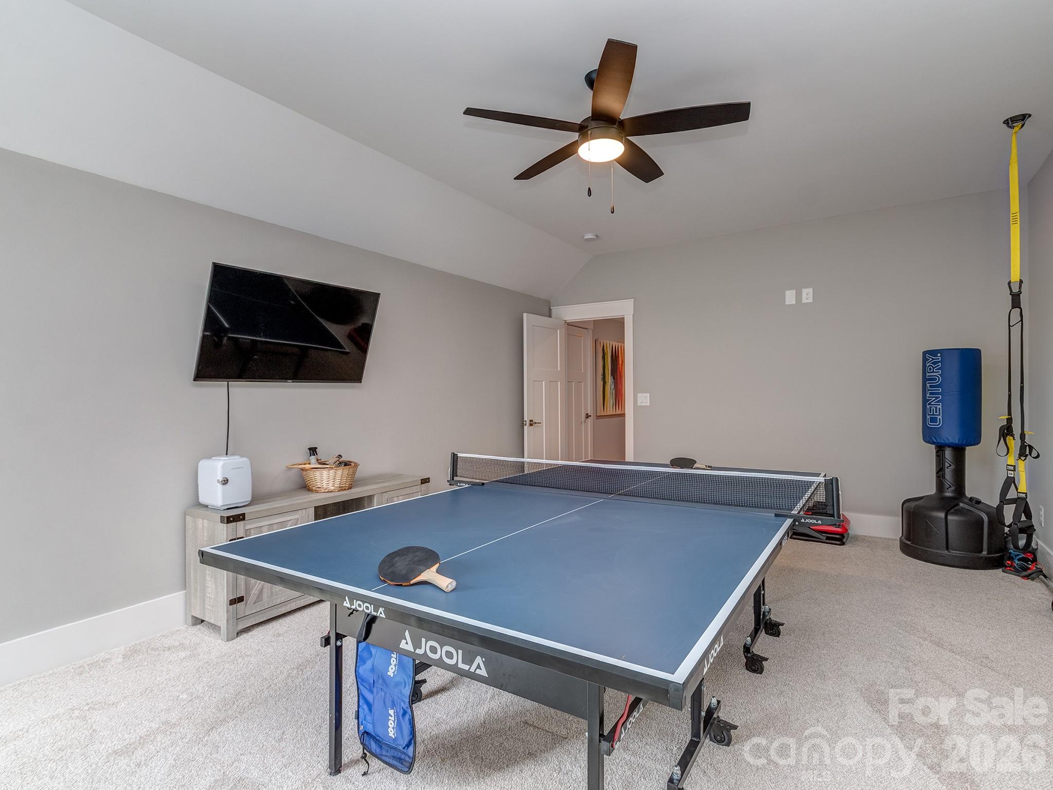 The Palisades - Residential