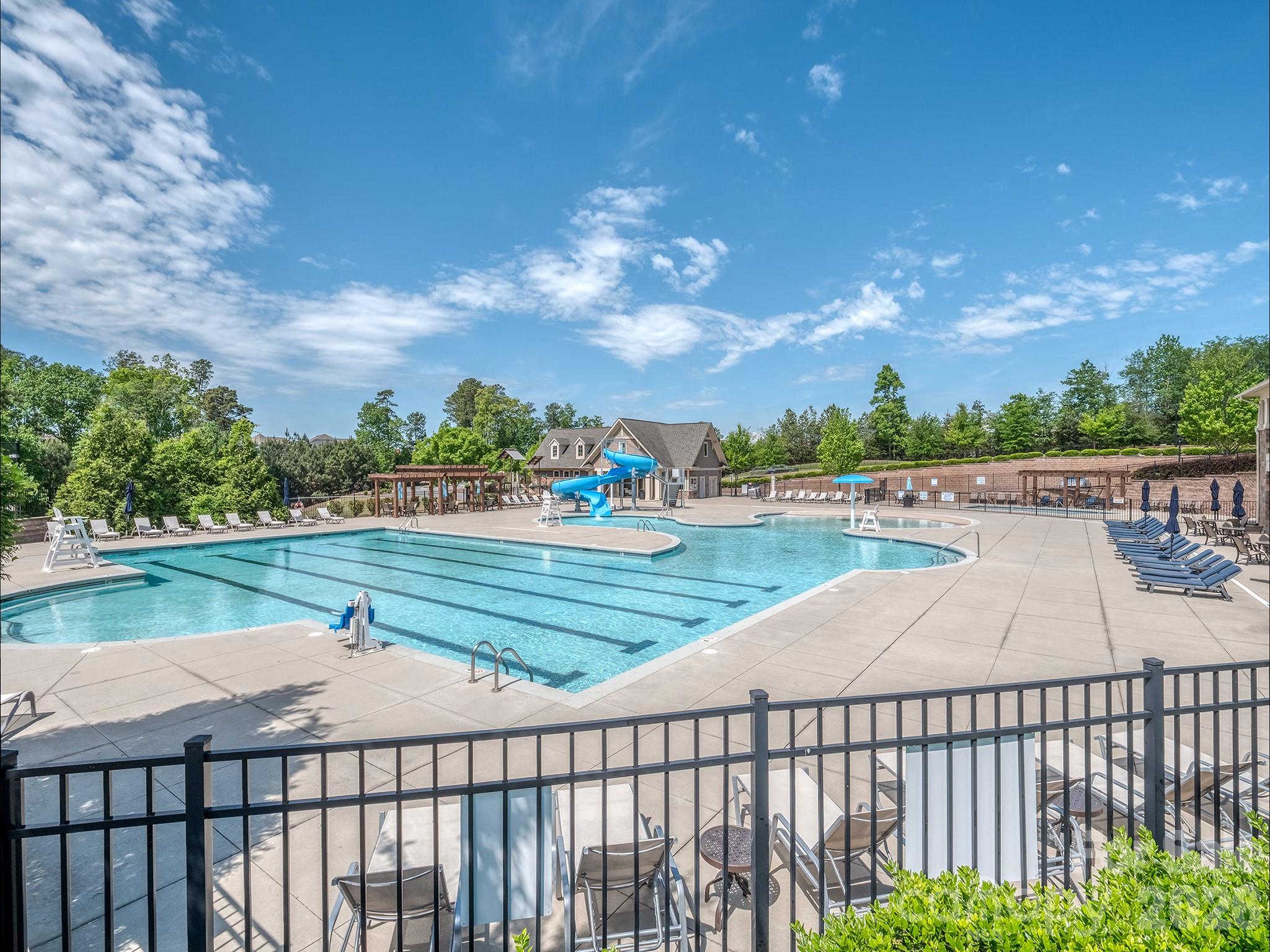 The Palisades - Residential