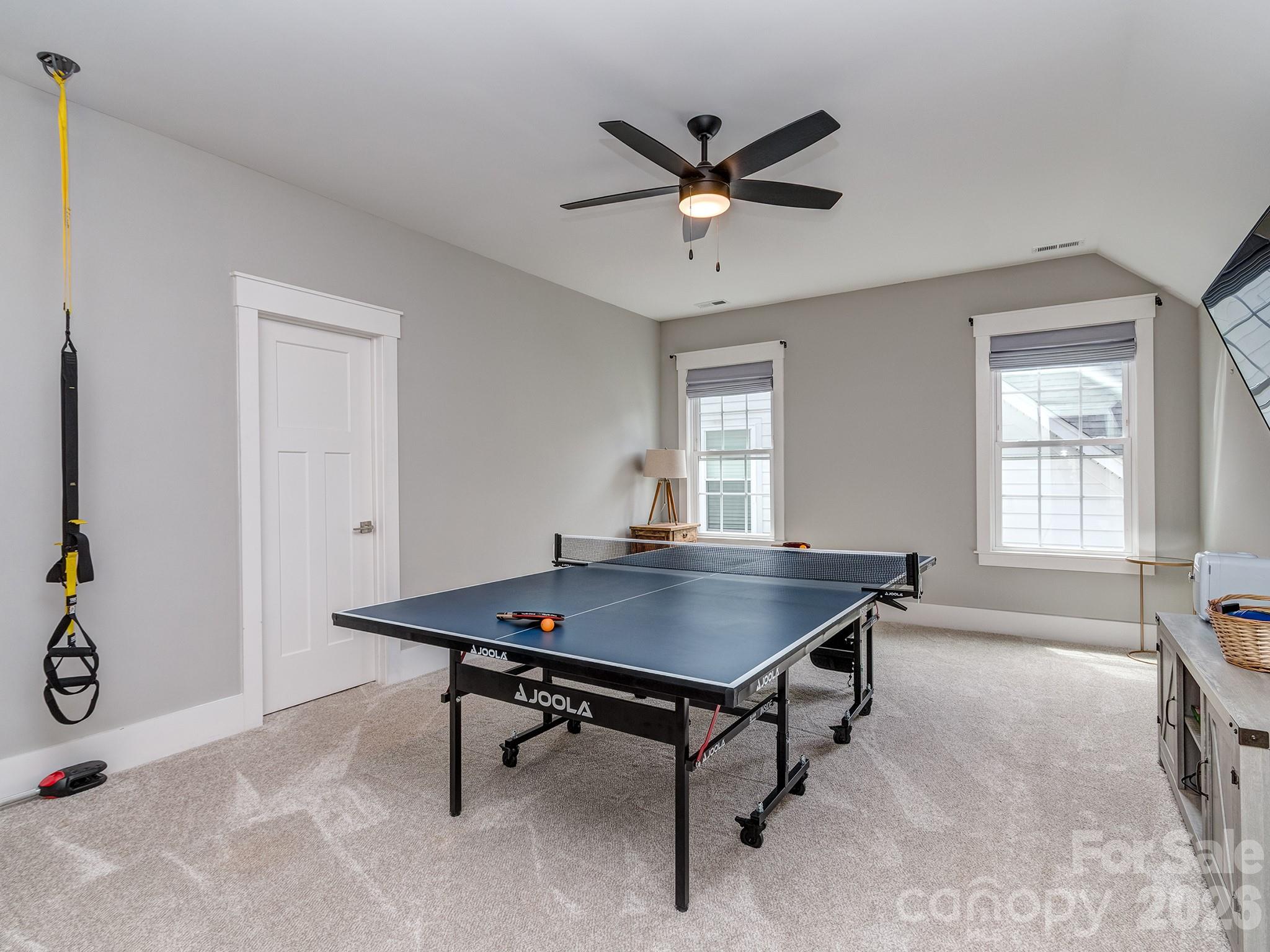 The Palisades - Residential