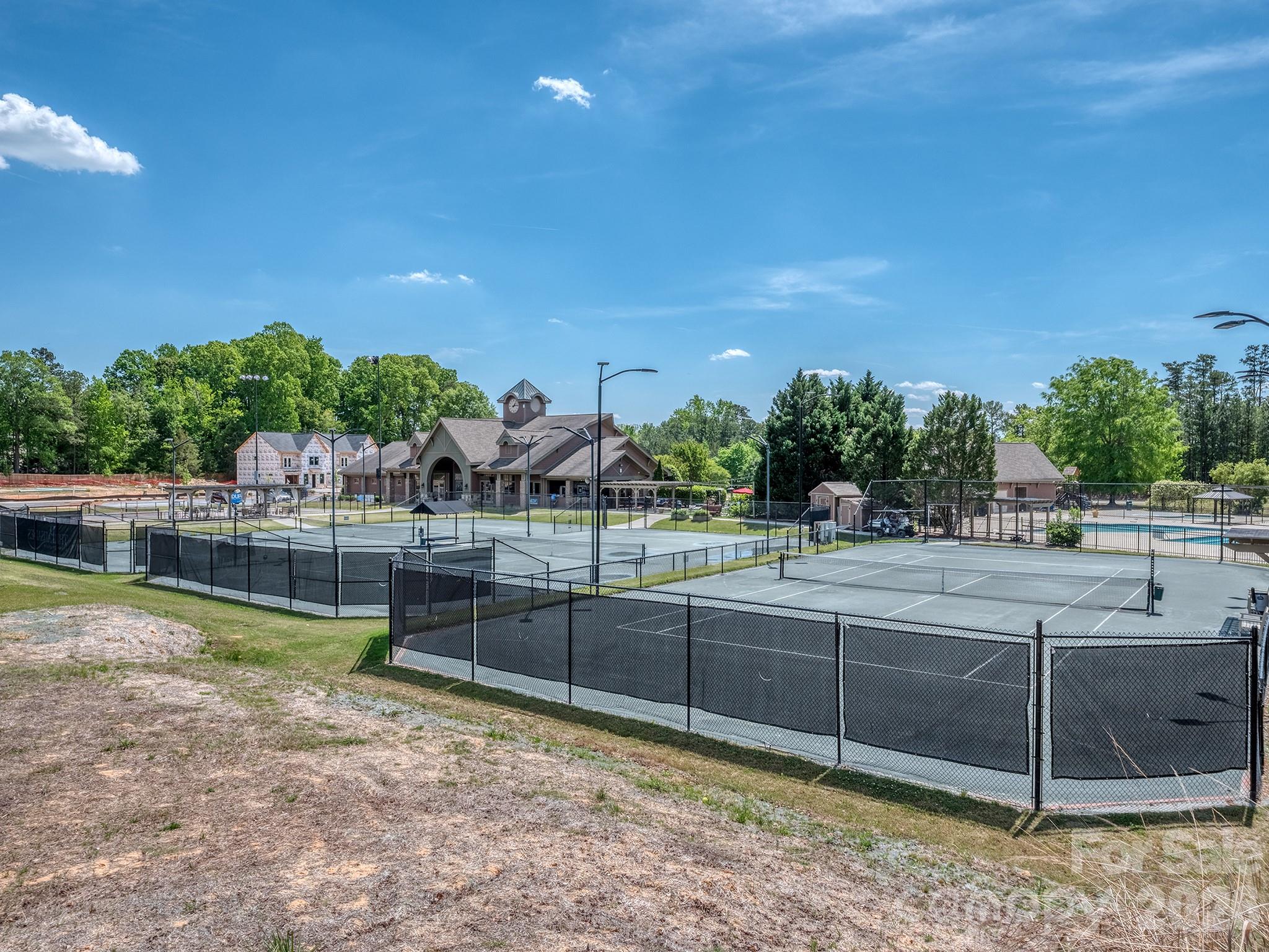 The Palisades - Residential