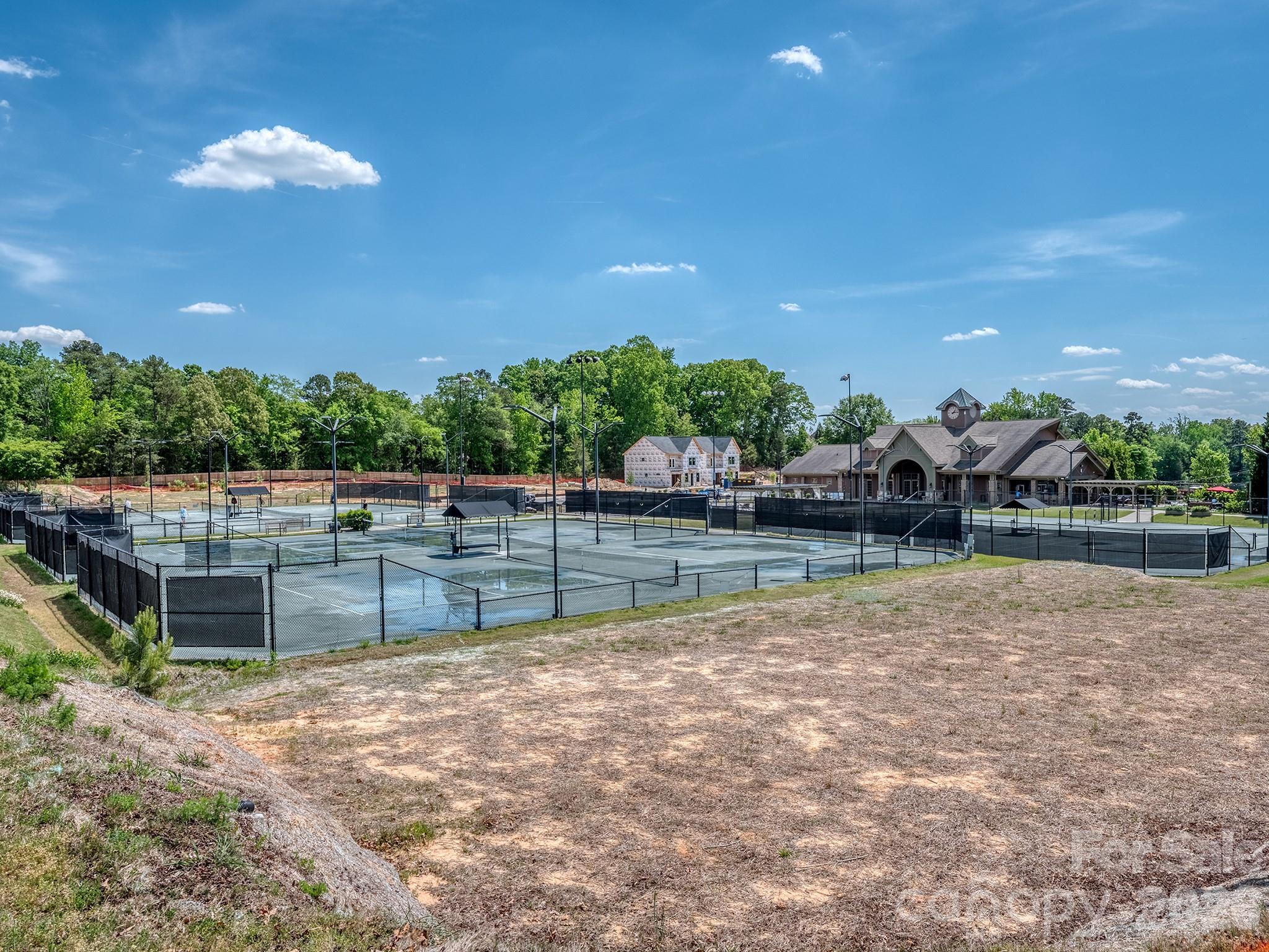 The Palisades - Residential