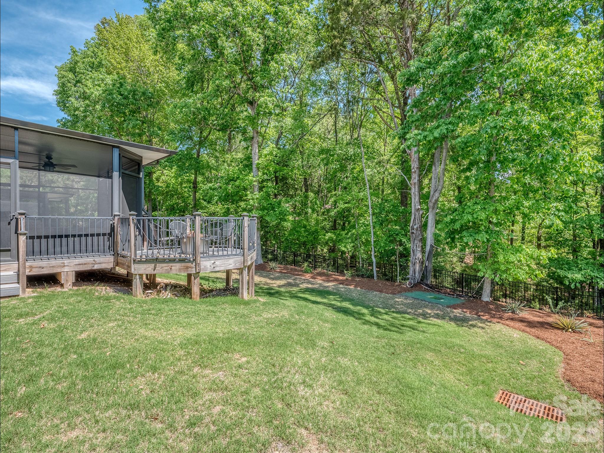 The Palisades - Residential