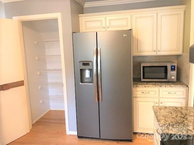 Colony Woods - Residential Lease