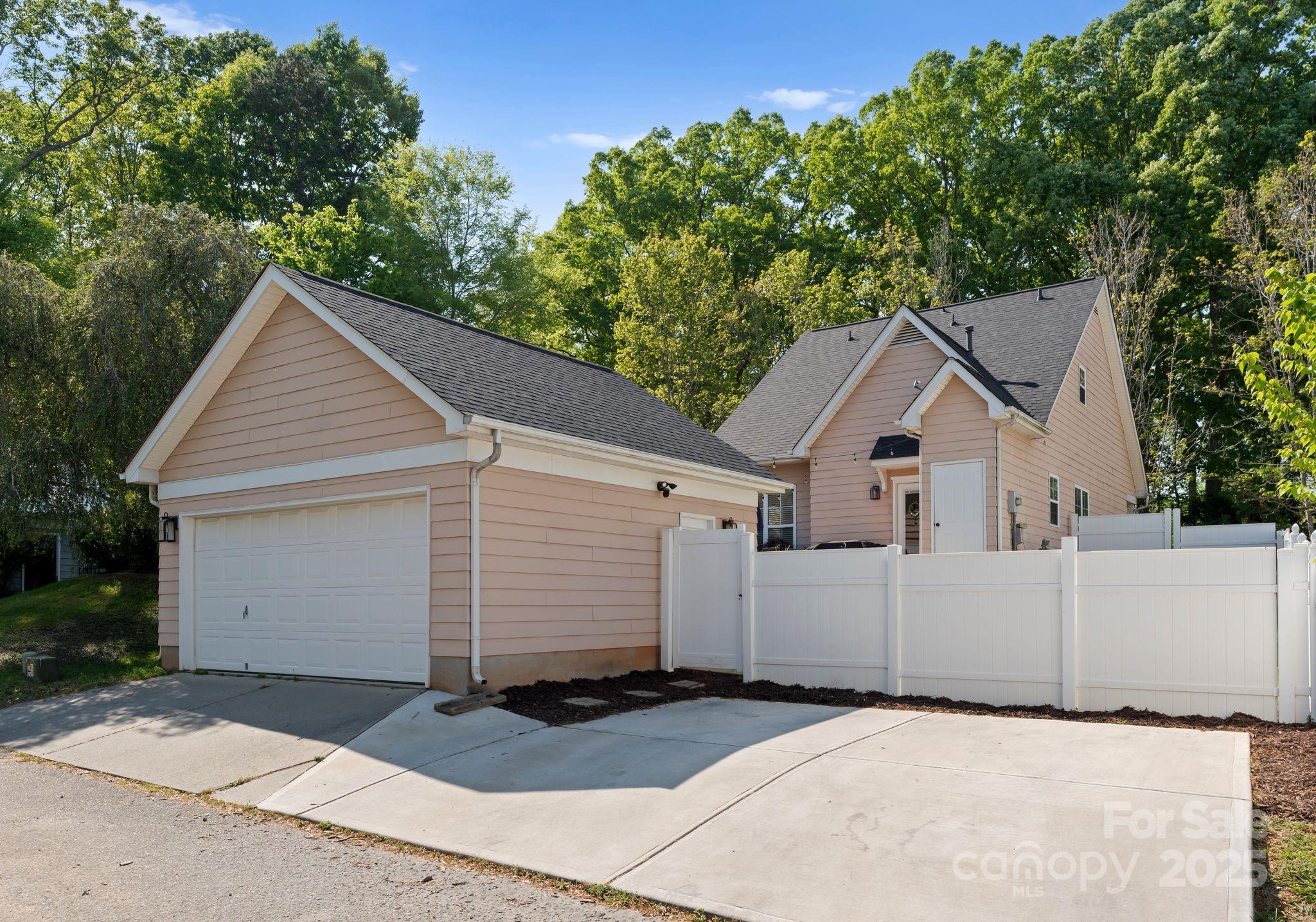 Gilead Village - Residential