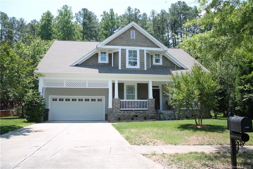 Awesome house in LakeShore with huge cul-de-sac lot. Lots of privacy. Open floor plan. 2 Story Great room. Master on main. Large media room.