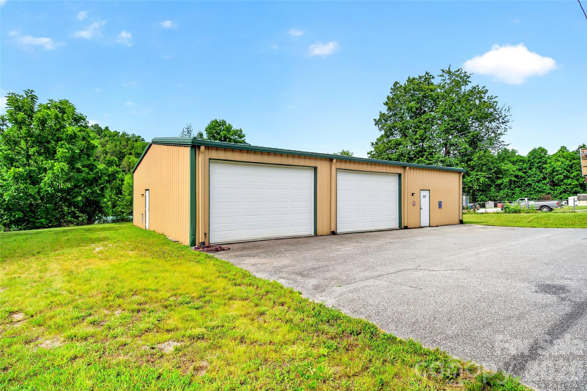 533 Catawba River Road
