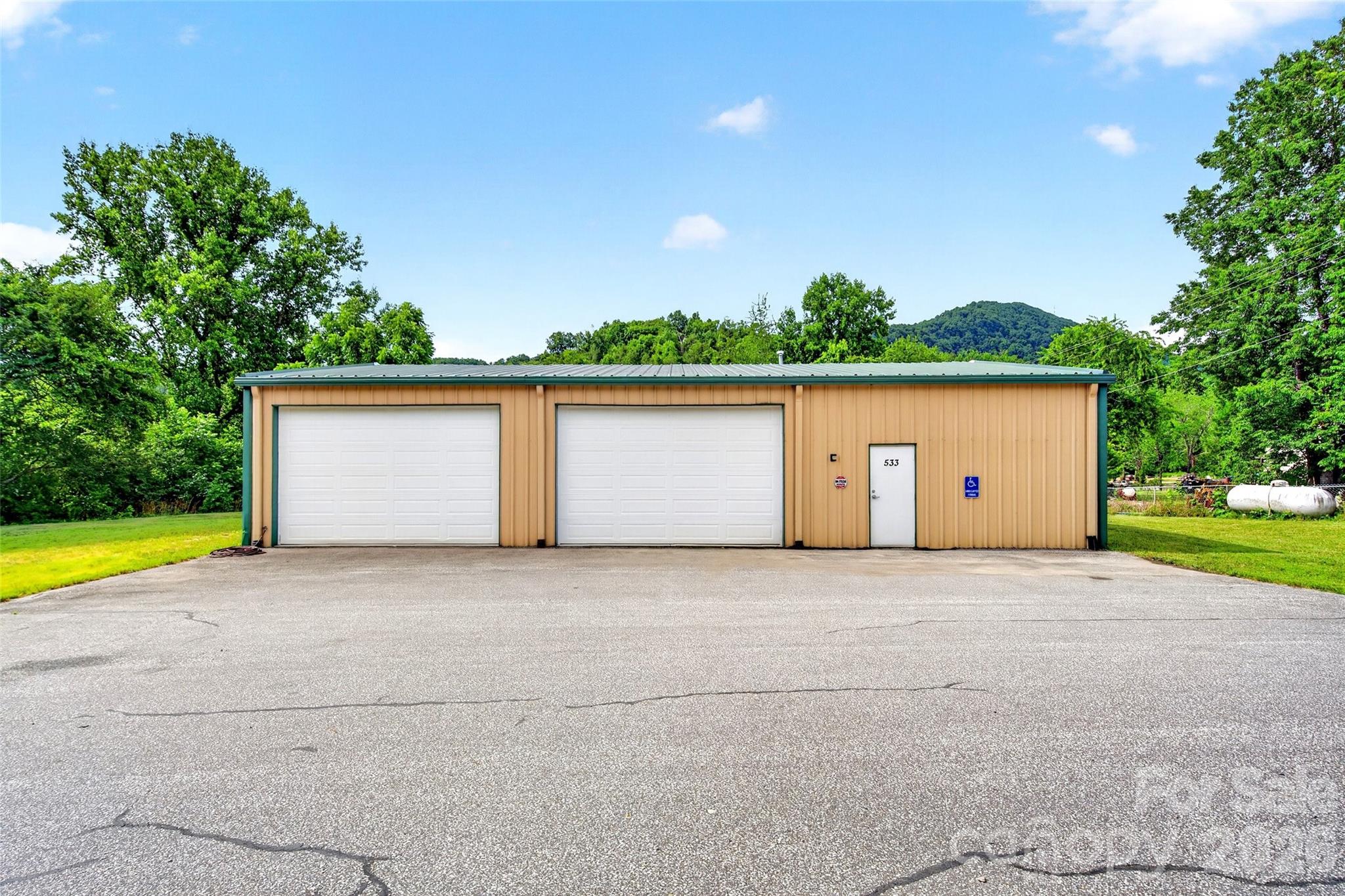 533 Catawba River Road