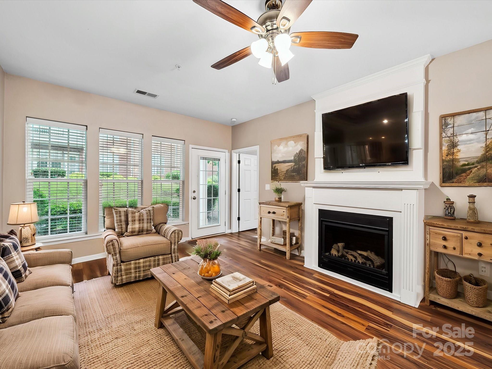 Belle Vista - Residential