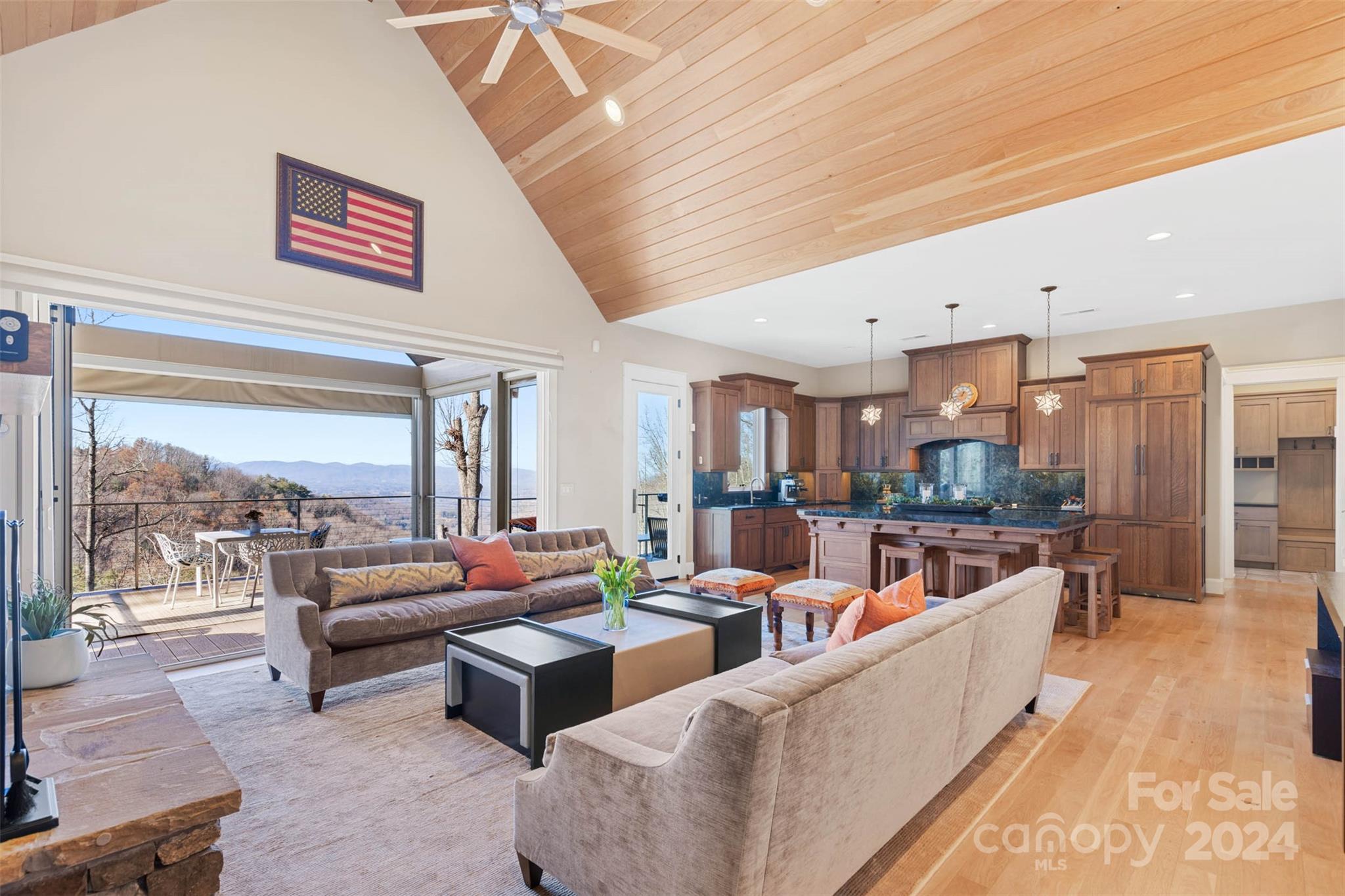 32 Timberwolf Court