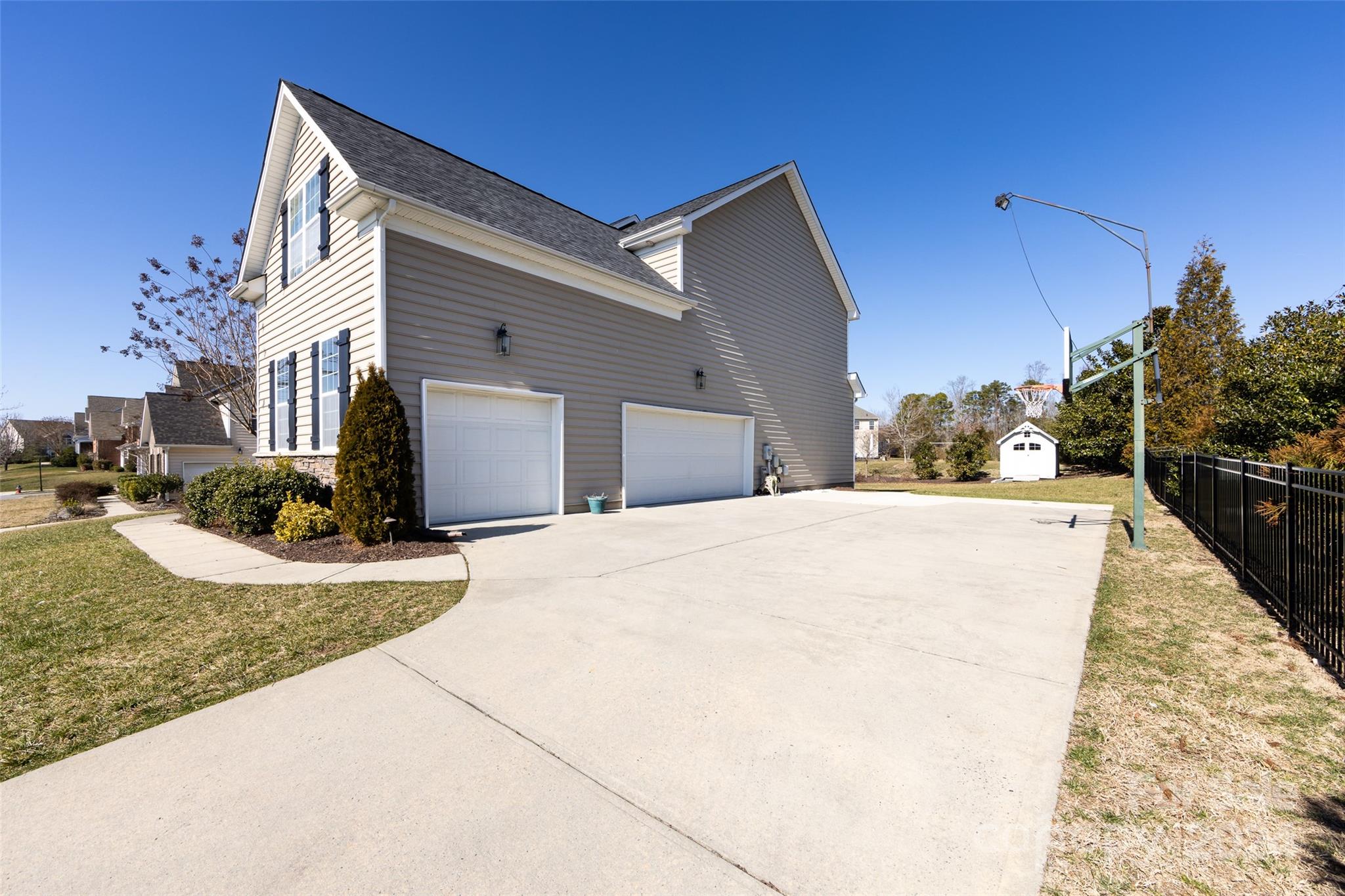 Wellington Chase - Residential