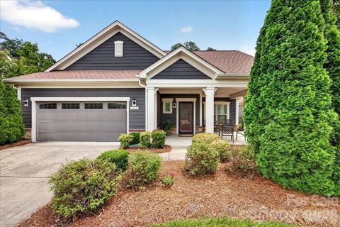 Photo of 1012 Avalon Place, Matthews, NC 28104 (MLS # 4387889)