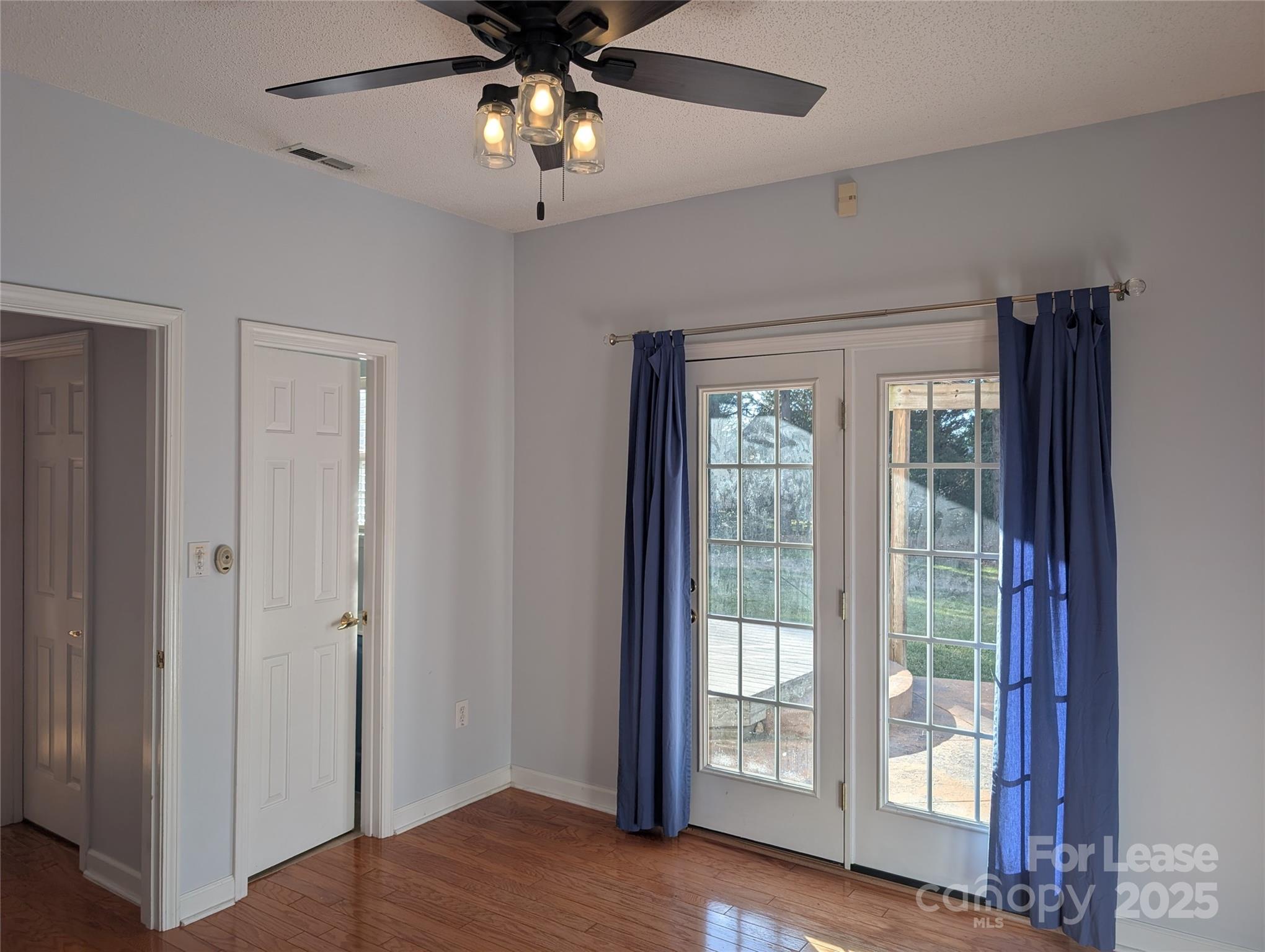 Harbor Cove - Residential Lease