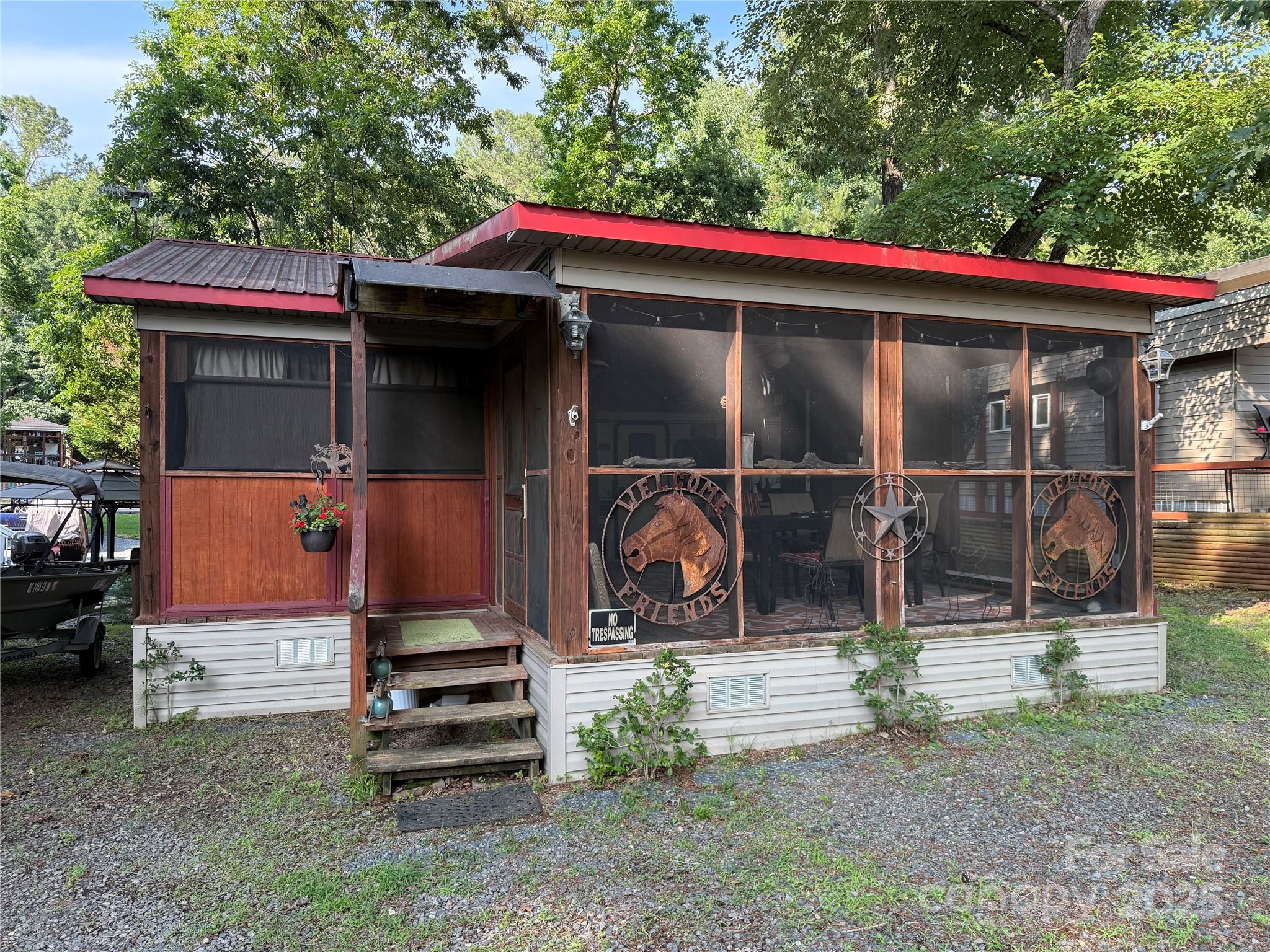 160/162 Arrowood Trail F28/F29