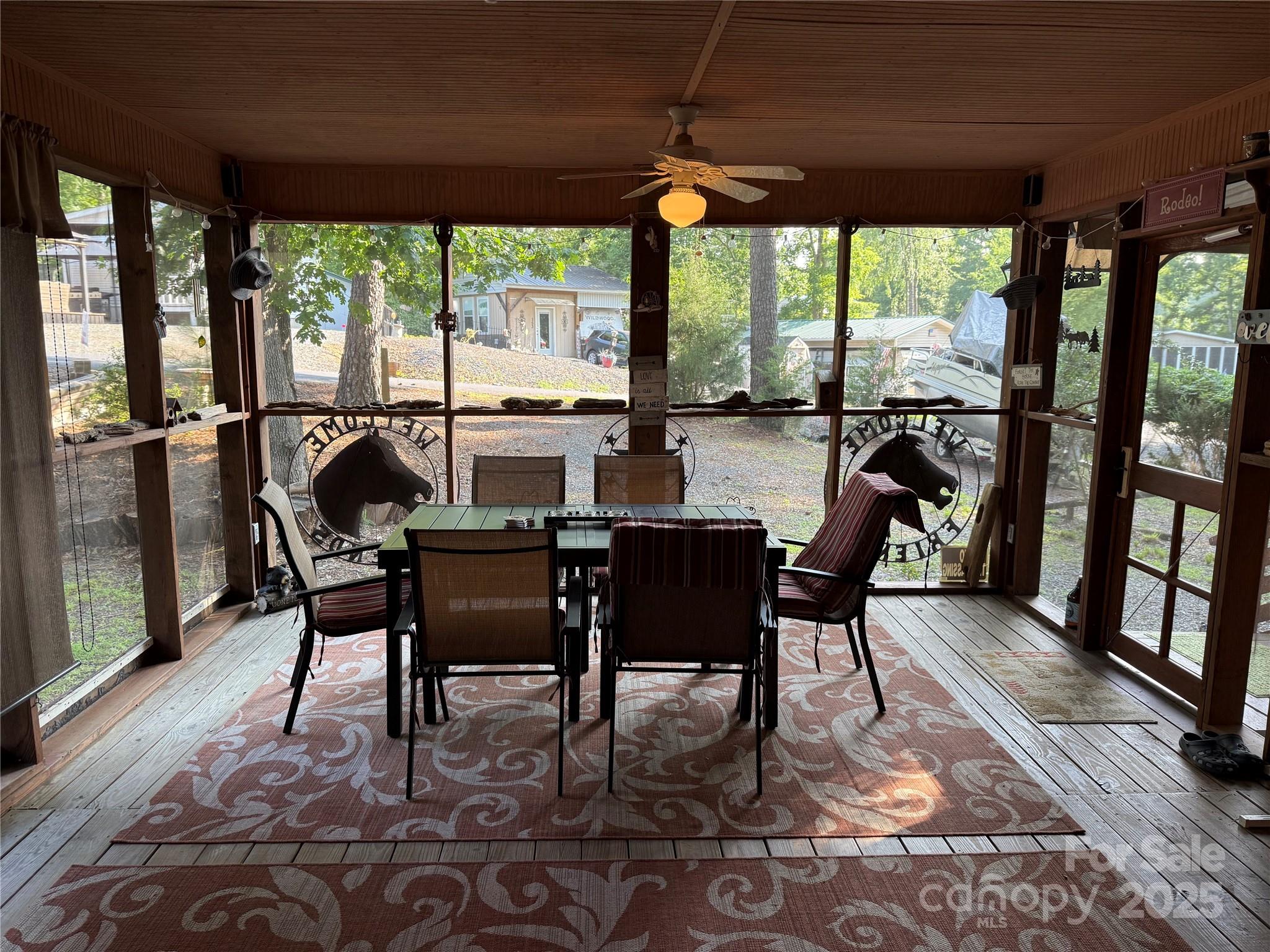 Twin Harbor - Residential