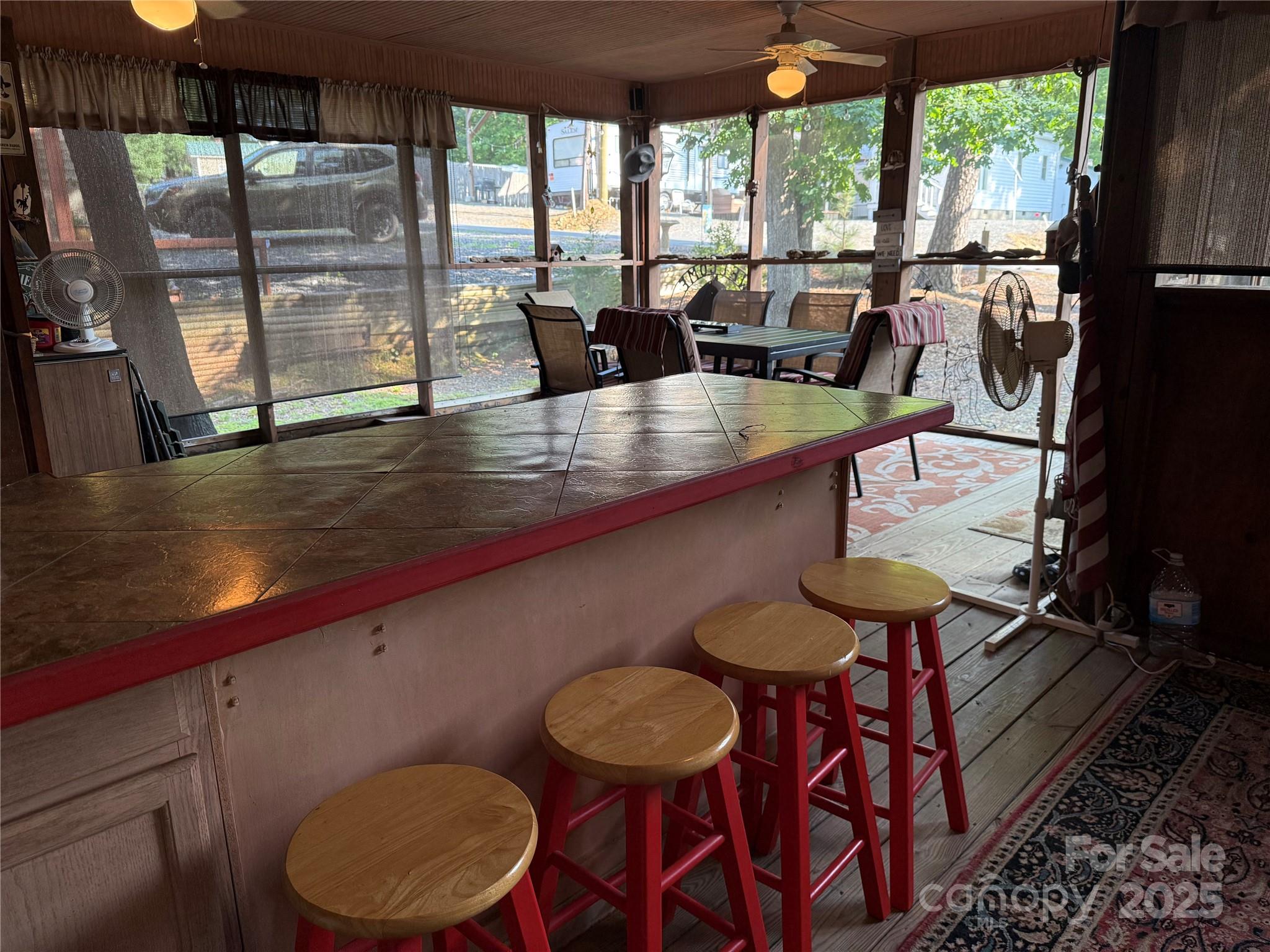 Twin Harbor - Residential