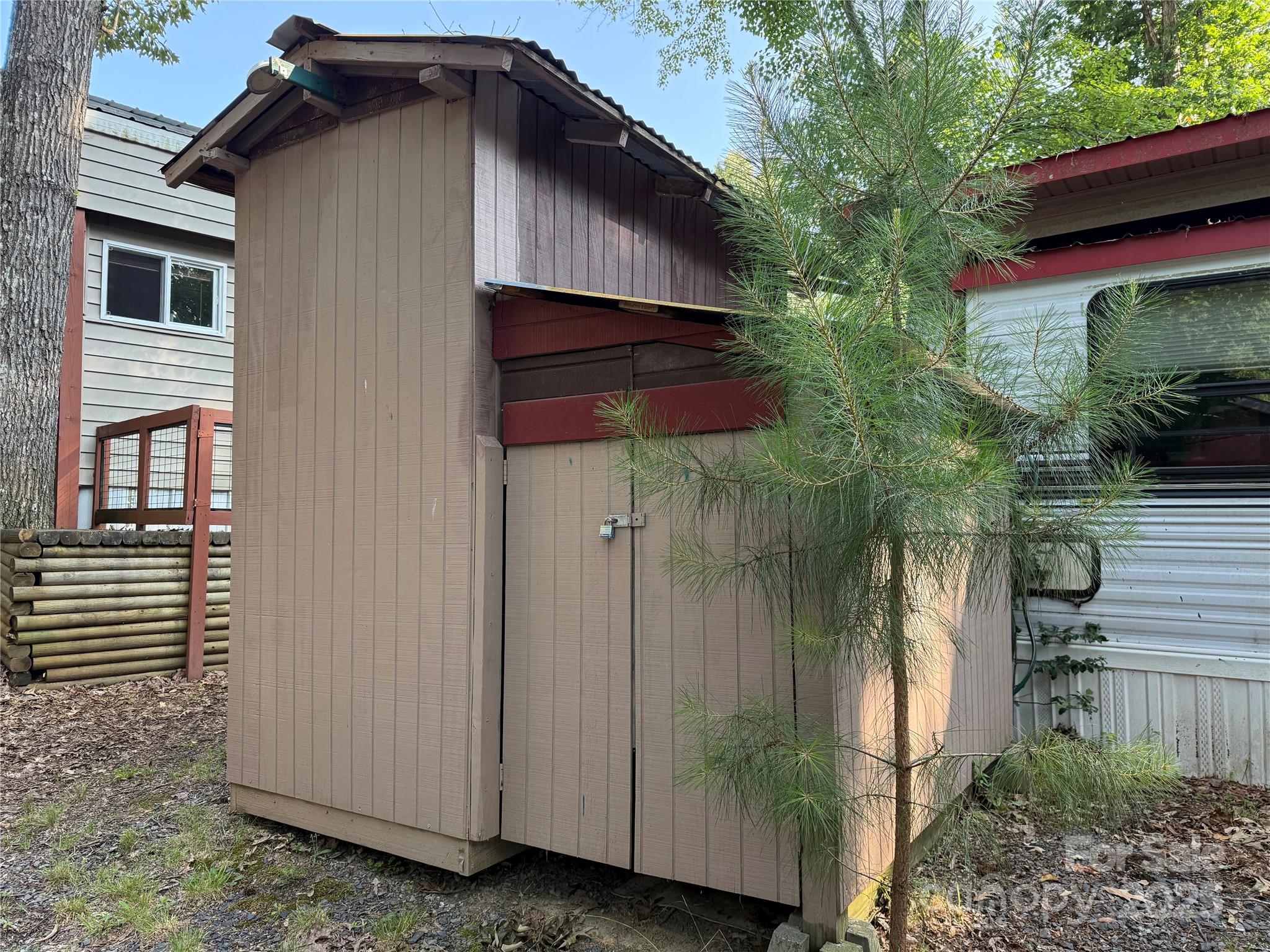 Twin Harbor - Residential