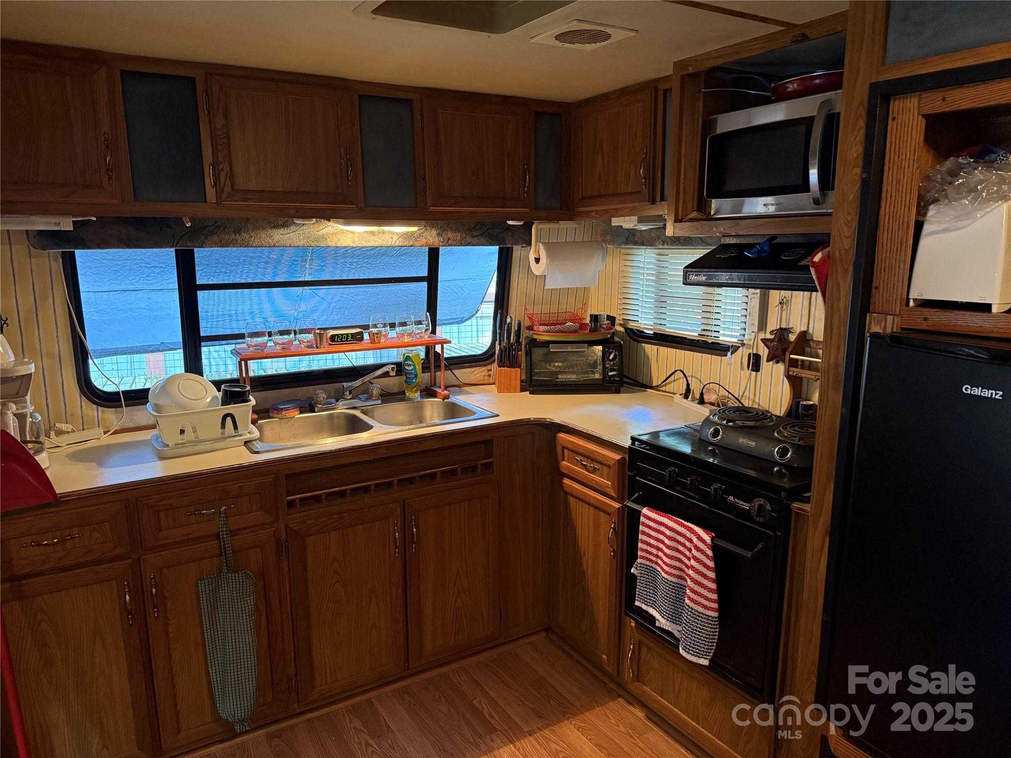 Twin Harbor - Residential