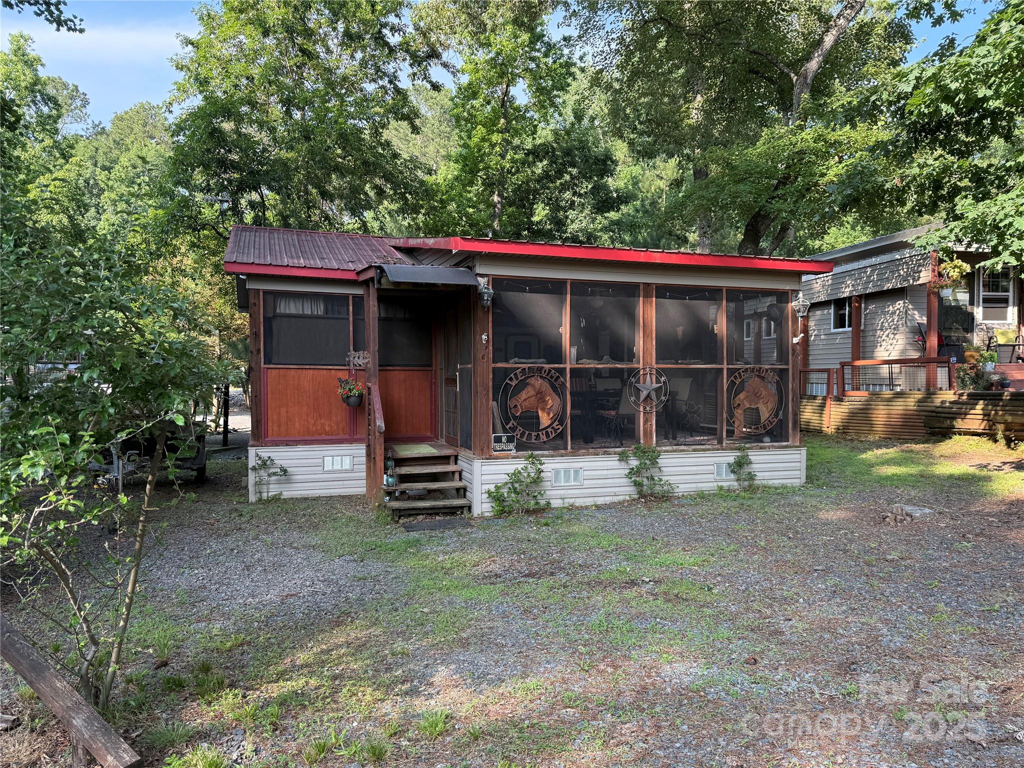 Twin Harbor - Residential