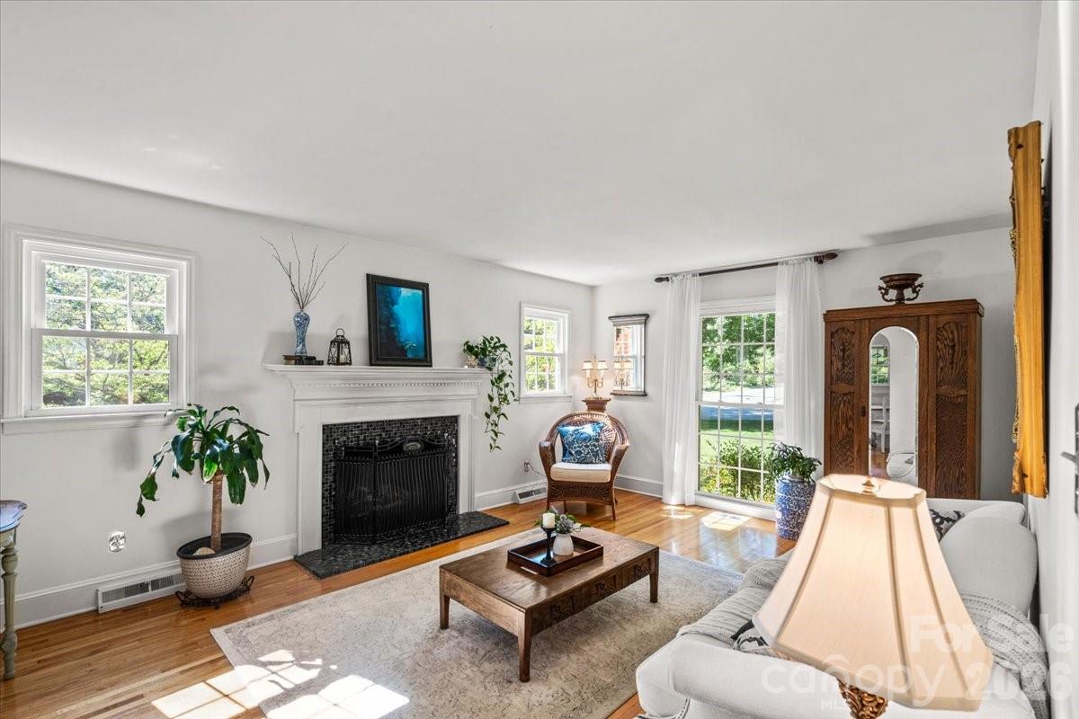 Montclaire - Residential