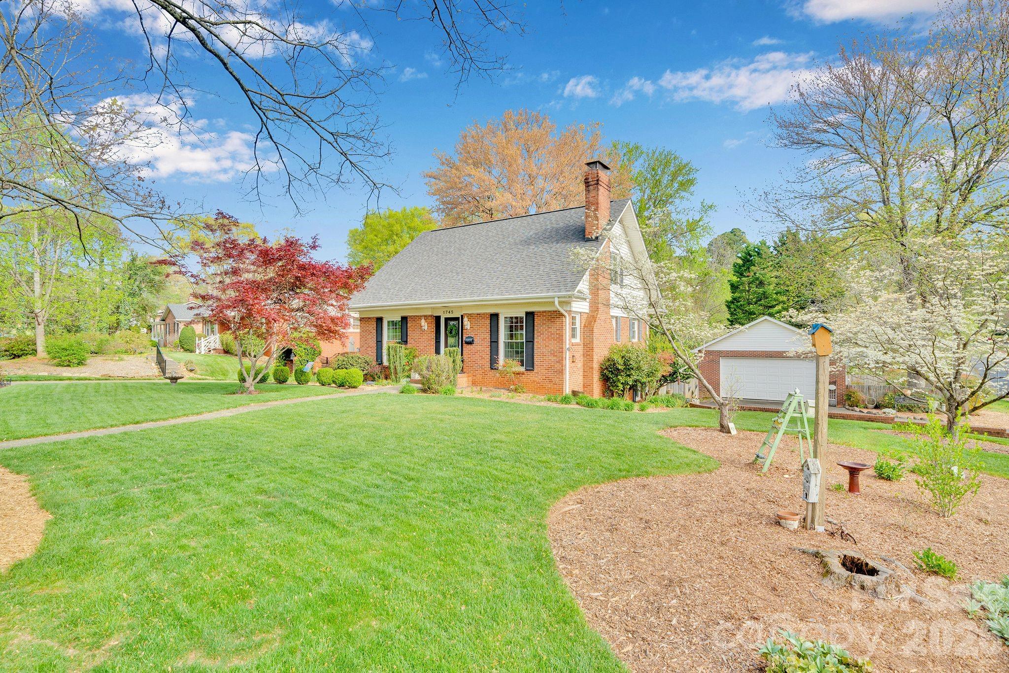 Montclaire - Residential
